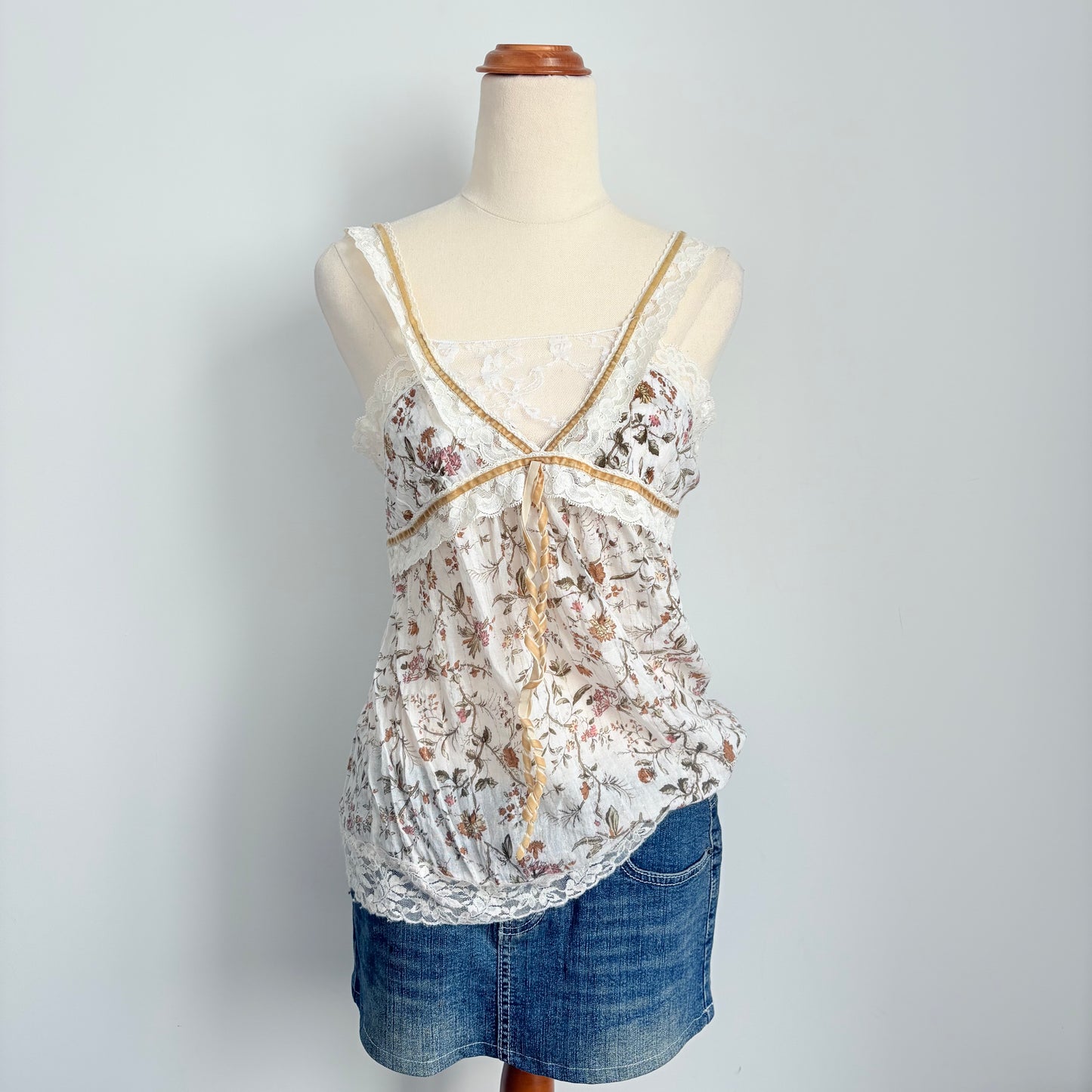 00’s Floral muslin cami | Size 10-12
