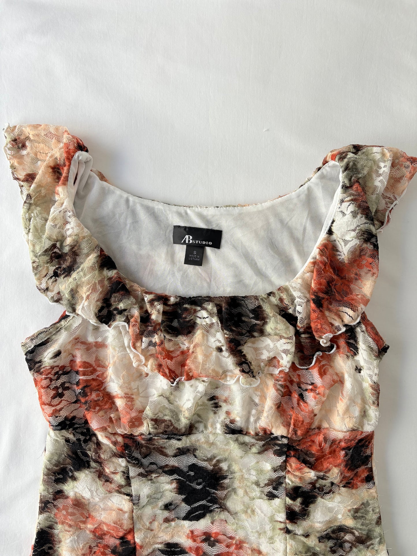 00’s Milkmaid ruffle top | Size small