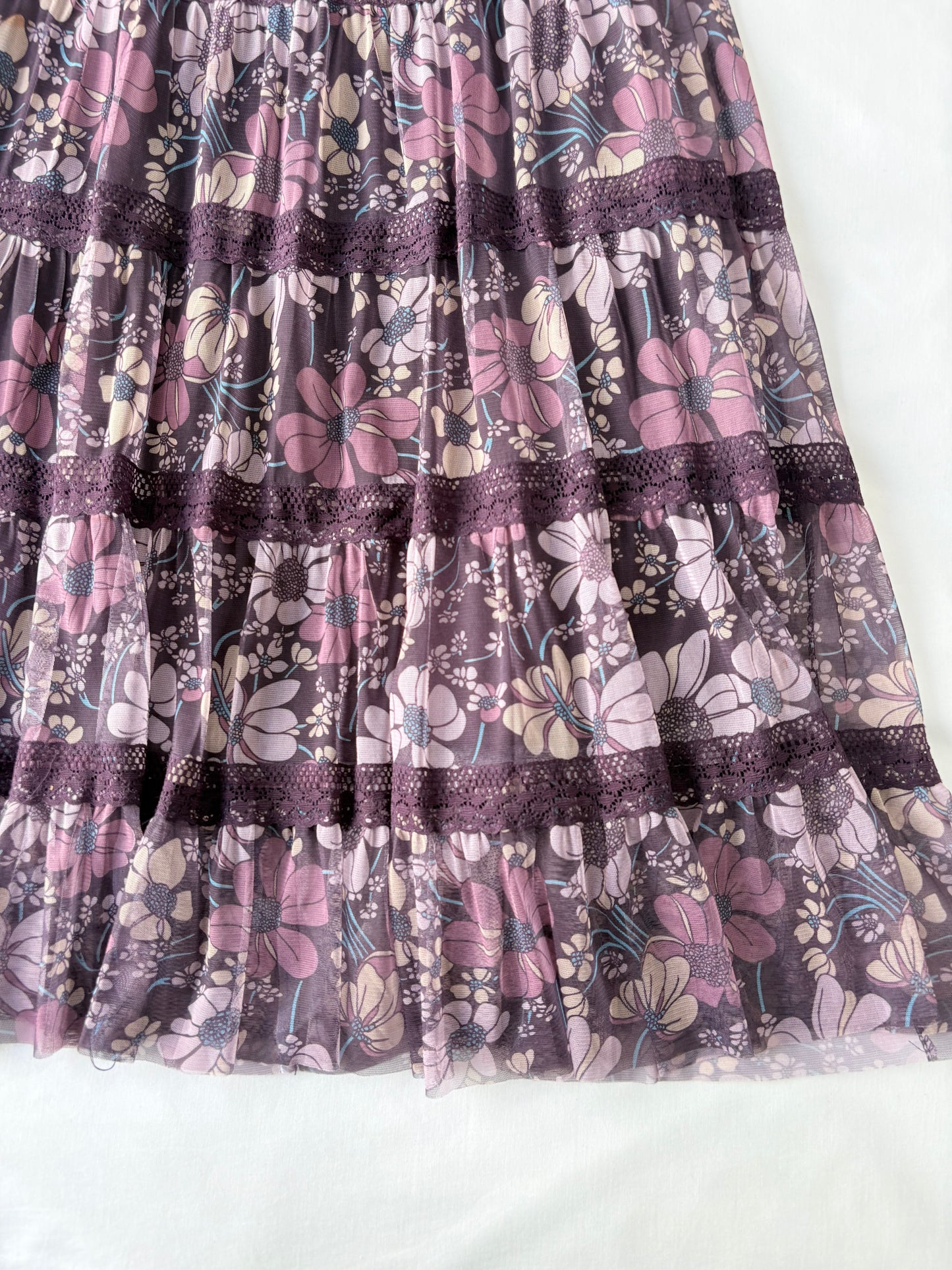 00’s Floral tiered midi skirt | Size 12