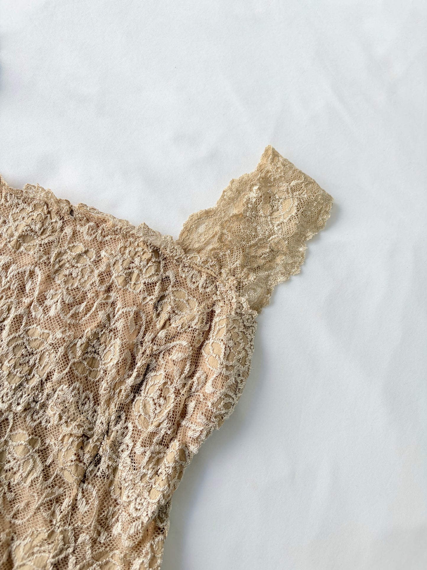 00’s Japanese cream lace tank | Size medium