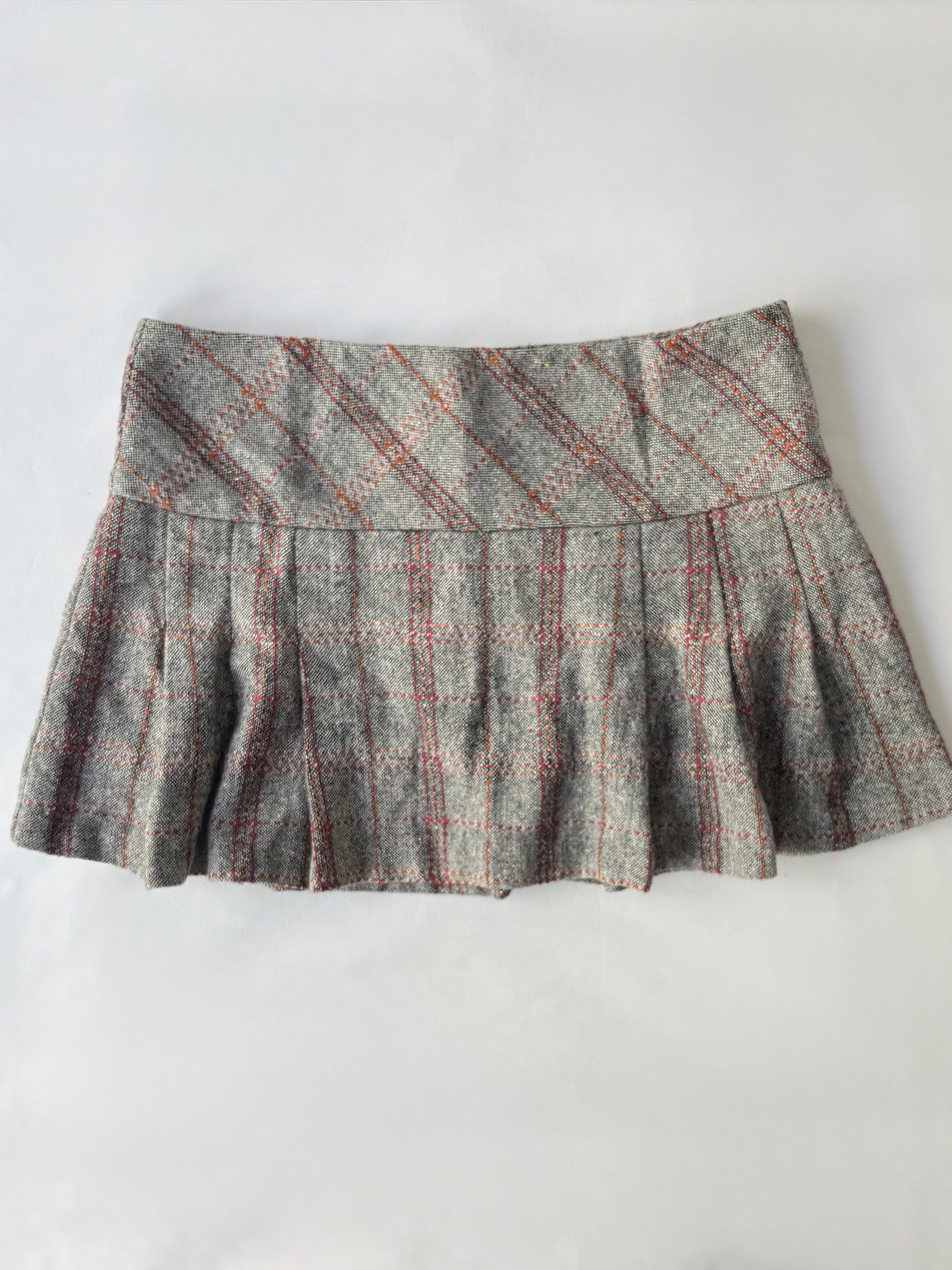 00’s Pleated plaid mini skirt | Size 10