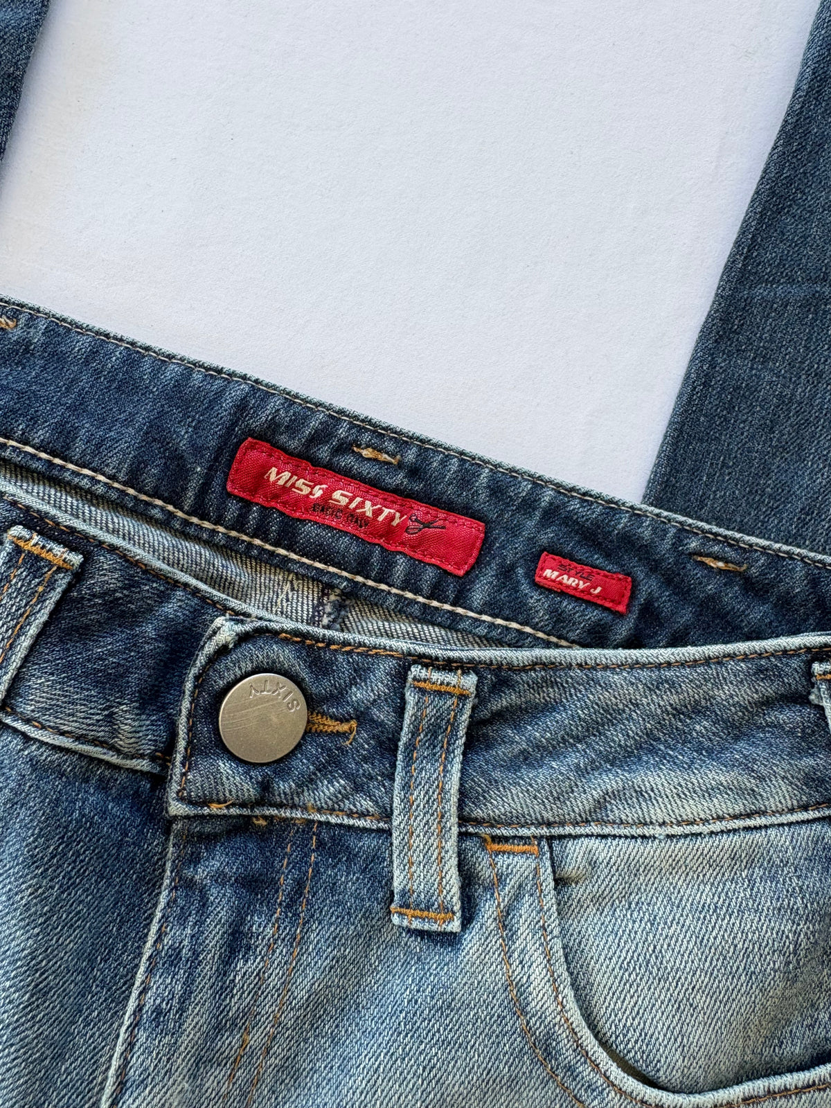 00’s Miss Sixty bootcut jeans | Size 6