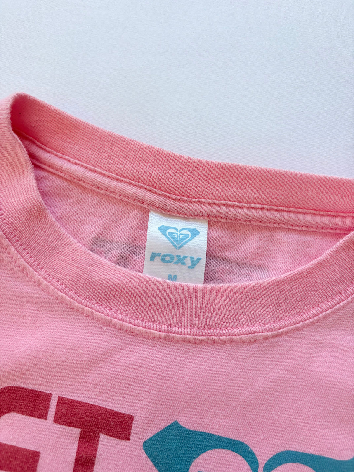 00’s Roxy surf baby tee | Size medium