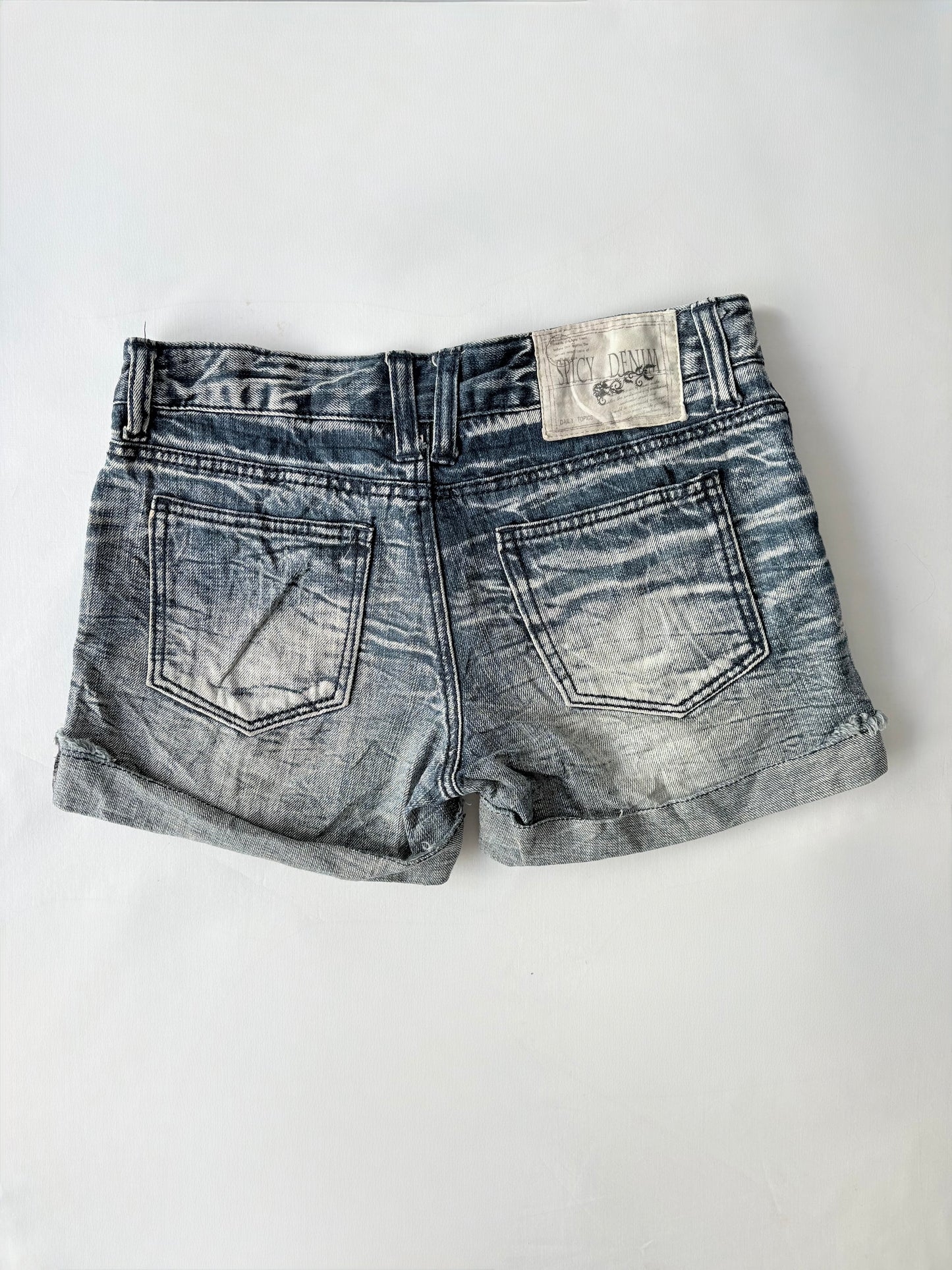 00’s Spicy Denim mid rise shorts | Size 8