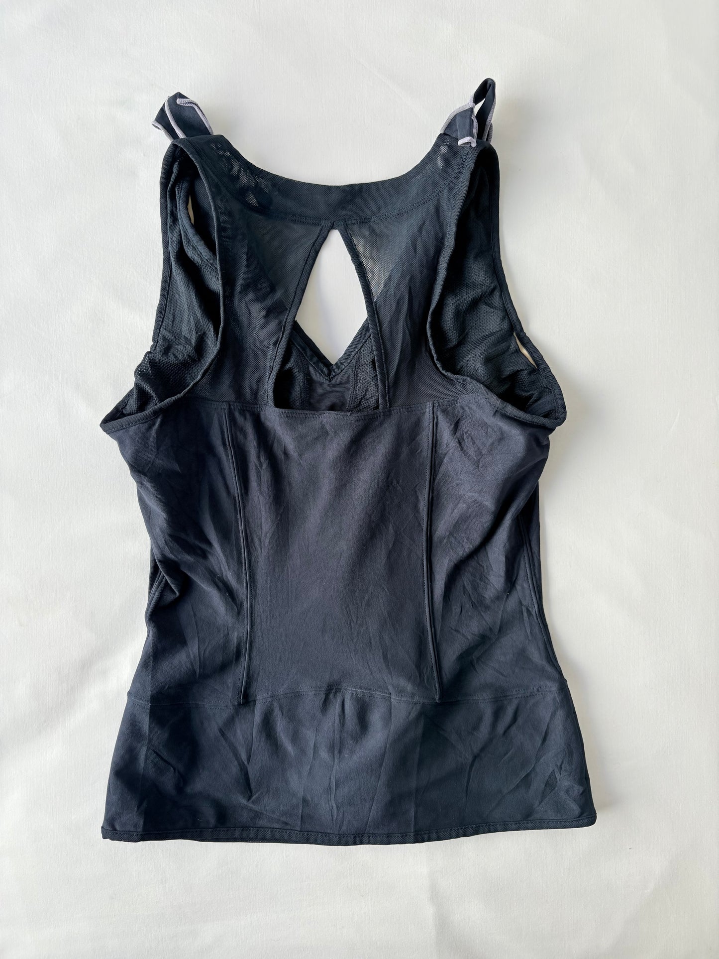 00’s Nike ruffle sports tank | Size 10