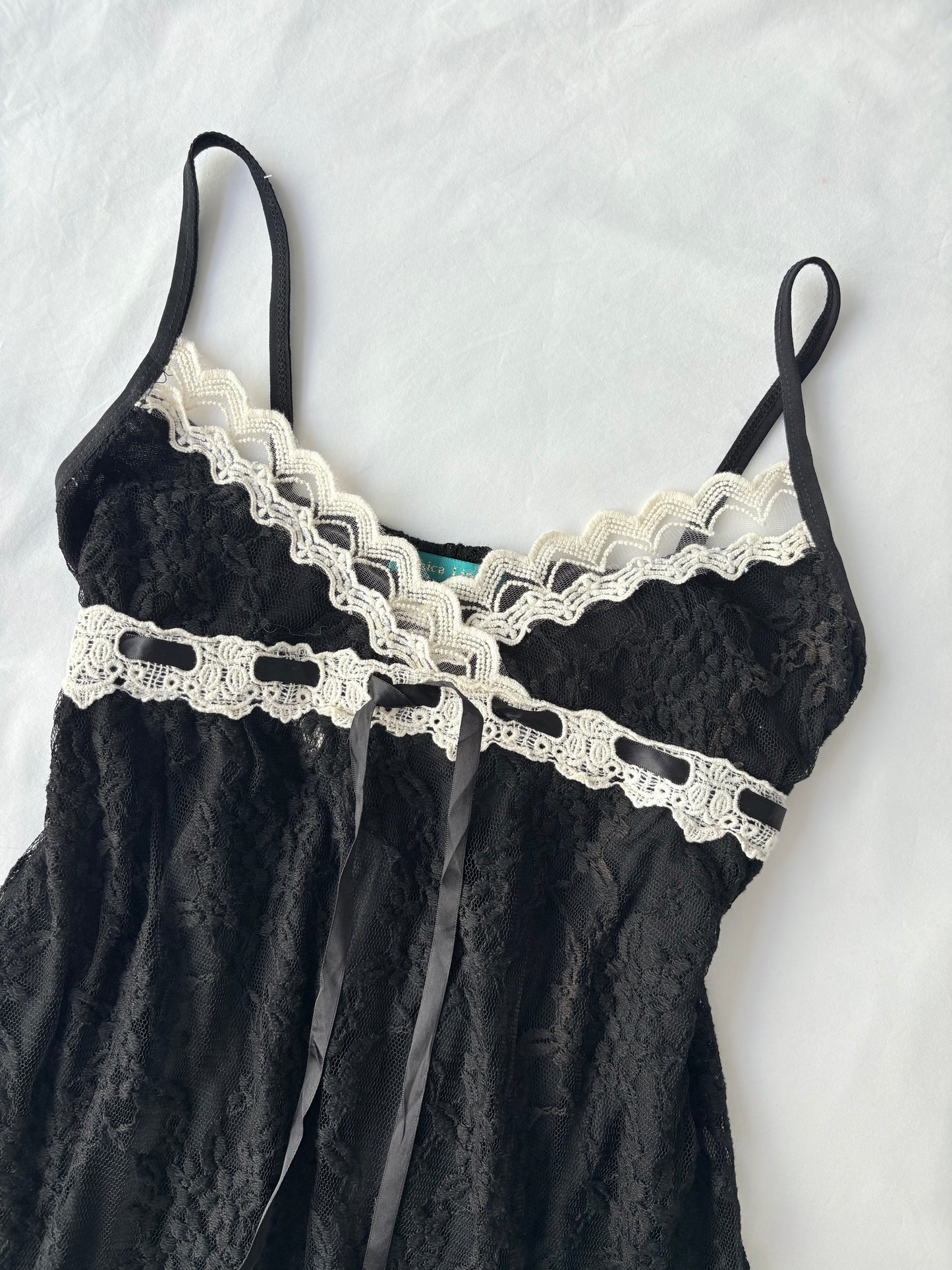 00’s Japanese lace mini dress | Size 10