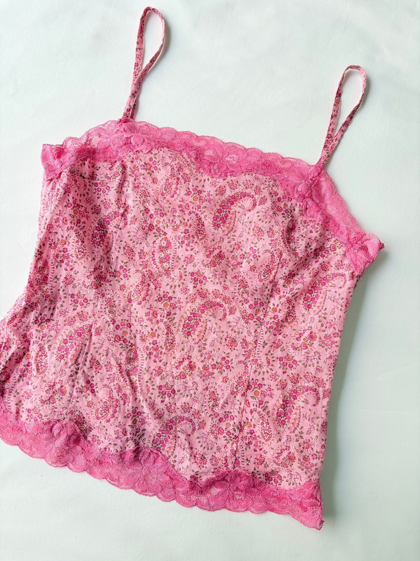 00’s Paisley pink lace trim cami | Size 8