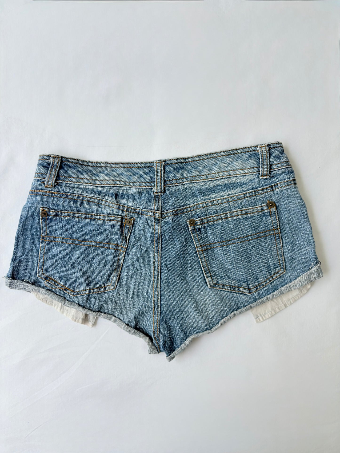 00’s Studded denim mini shorts | Size 8
