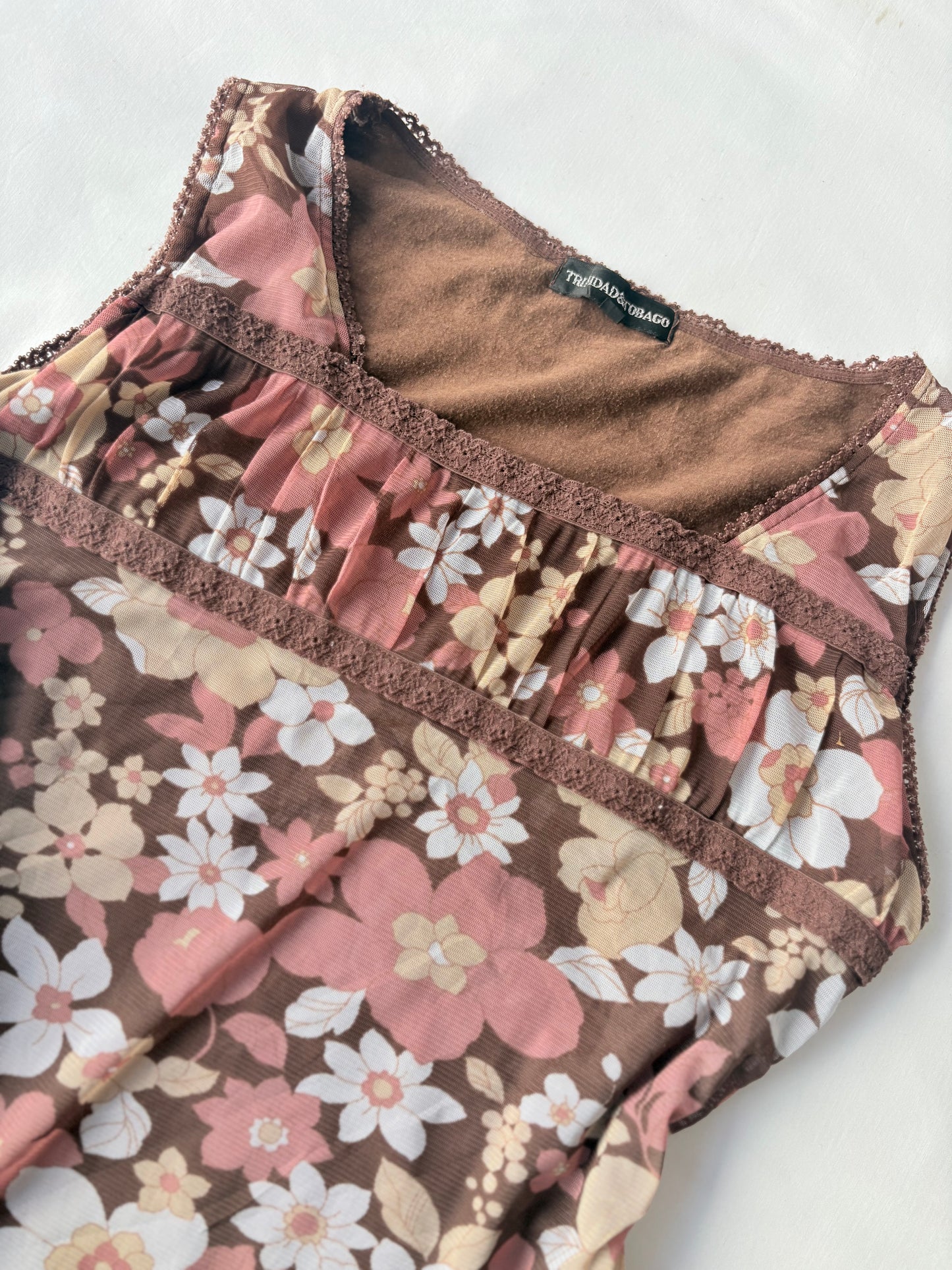 00’s Trinidad & Tobago floral top | Size medium