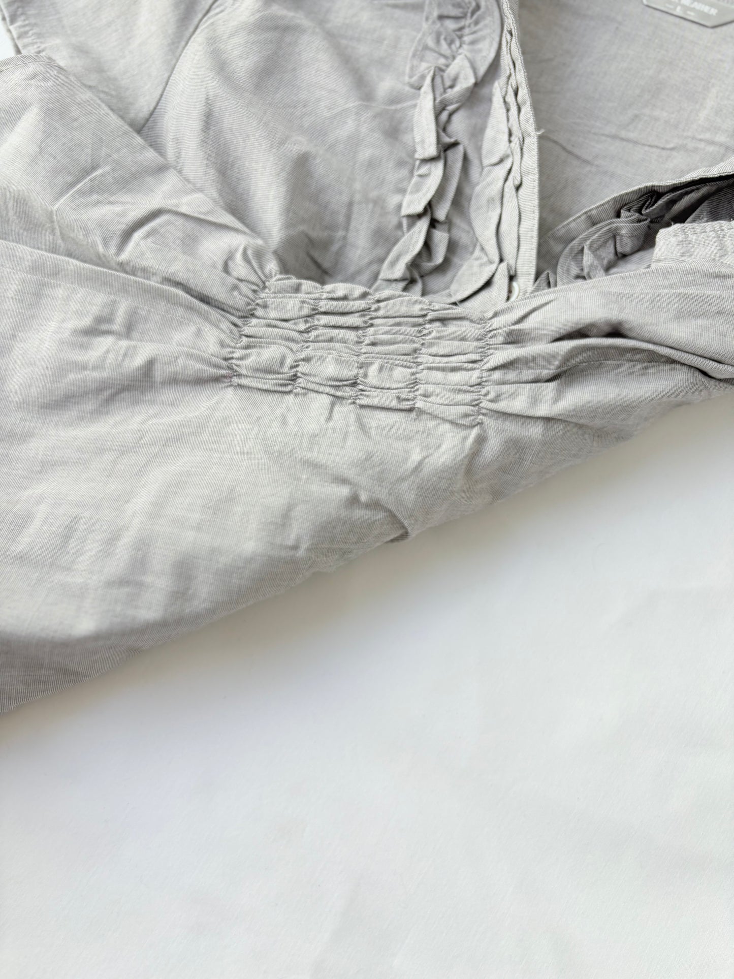 00’s Grey cinched ruffle shirt | Size 12-14