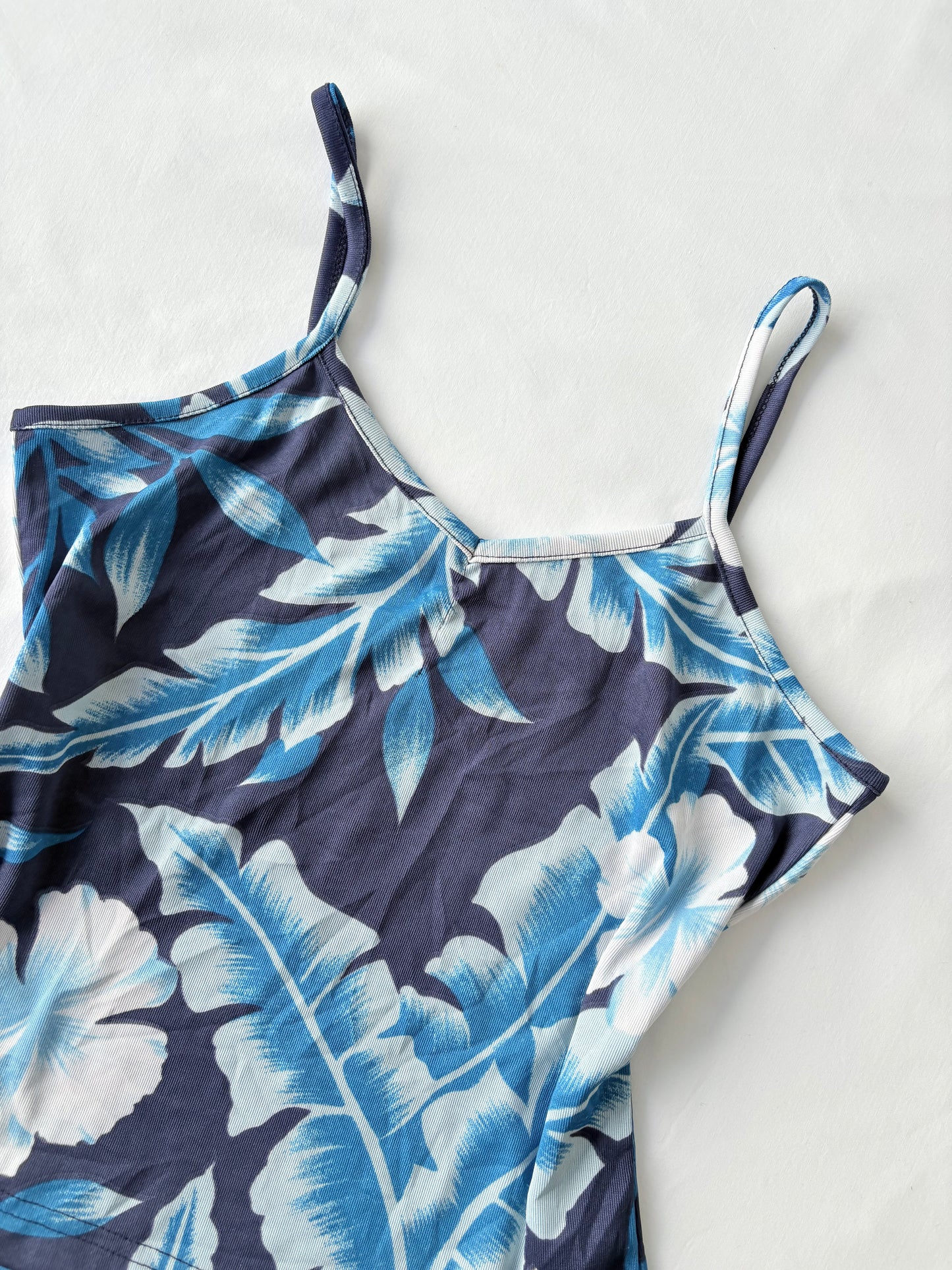 00’s Hibiscus blue tank | Size medium