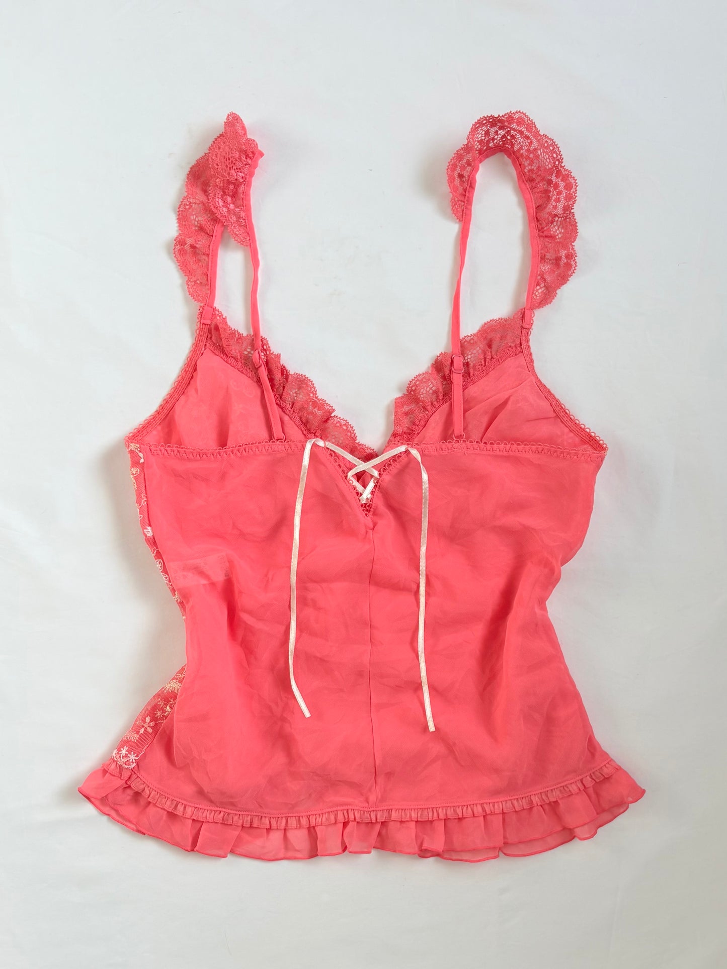 00’s Triumph coral lace cami | Size small