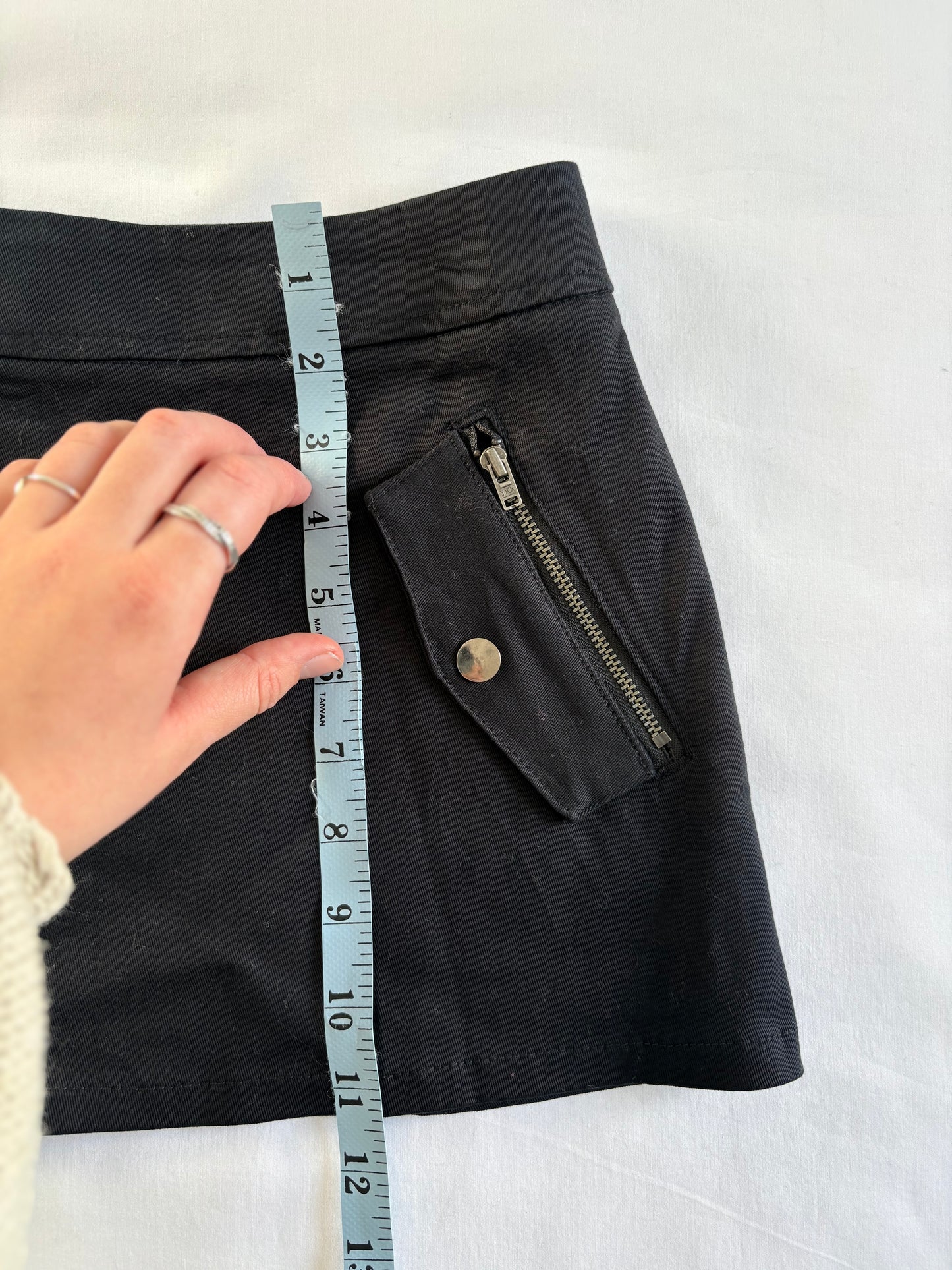 00’s Black zipper micro skirt | Size 8