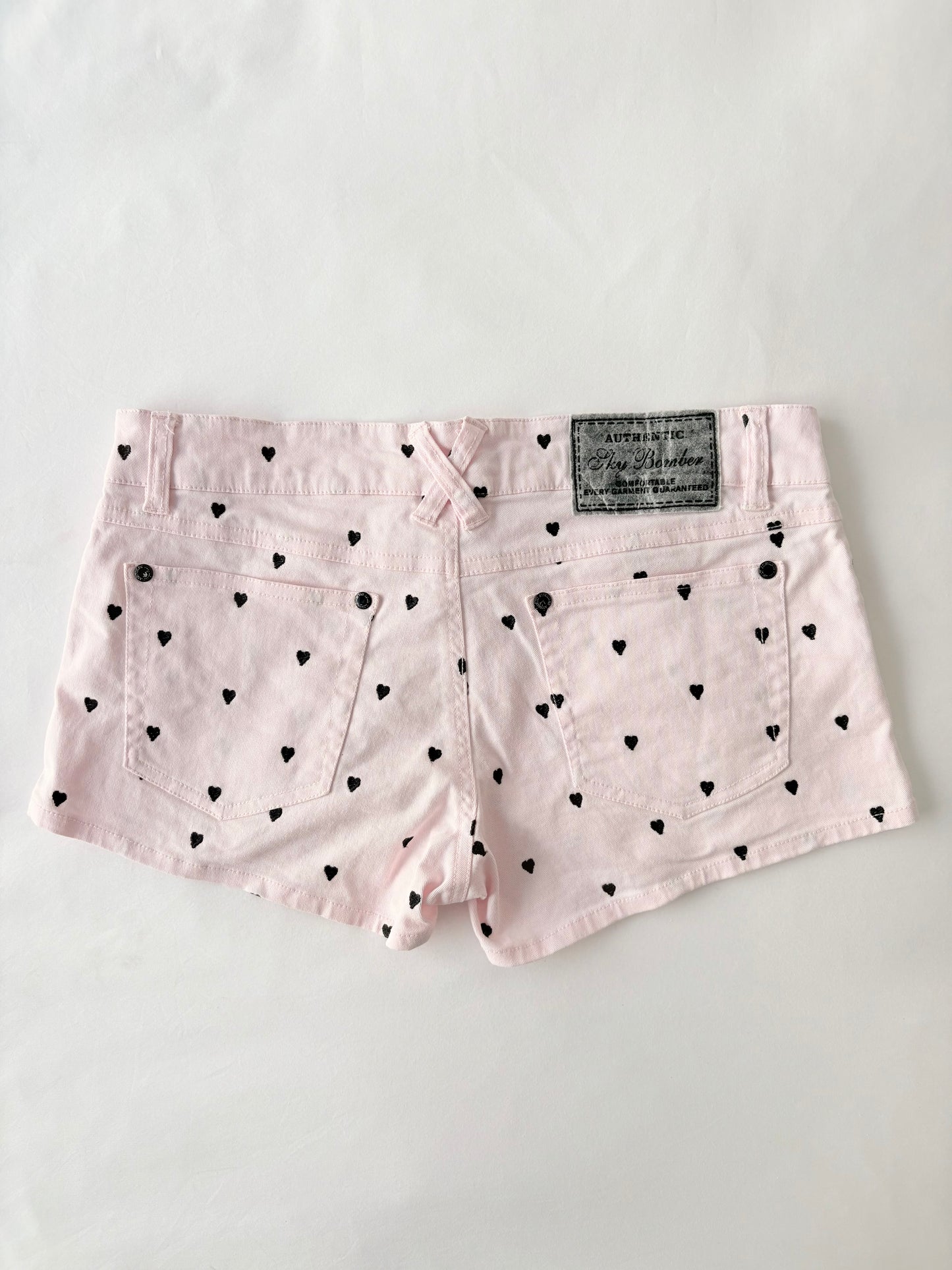 00’s Pink heart low rise shorts | Size 8