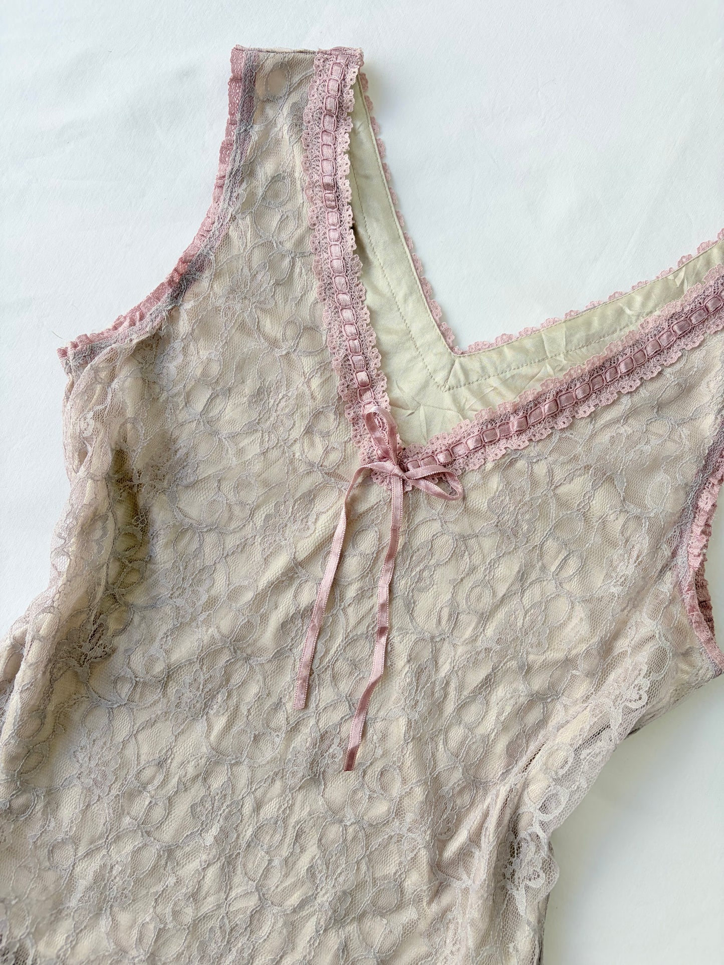 00’s RU Jeans pink lace tank | Size 10-12