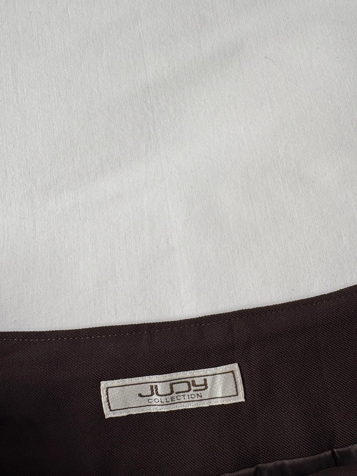 00’s Chocolate brown pleated skirt | Size 8