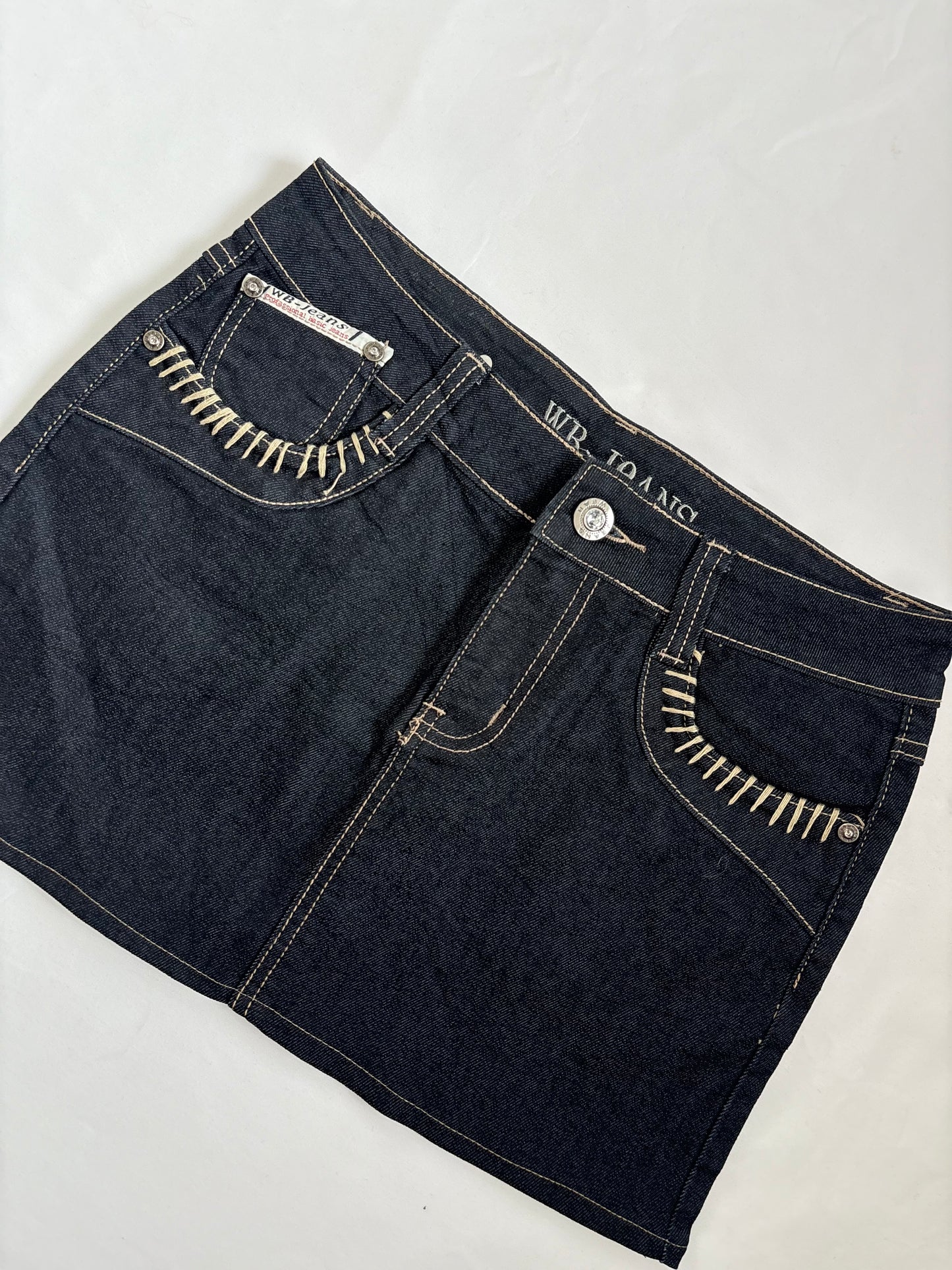 00’s Dark denim embroidered skirt | Size 10