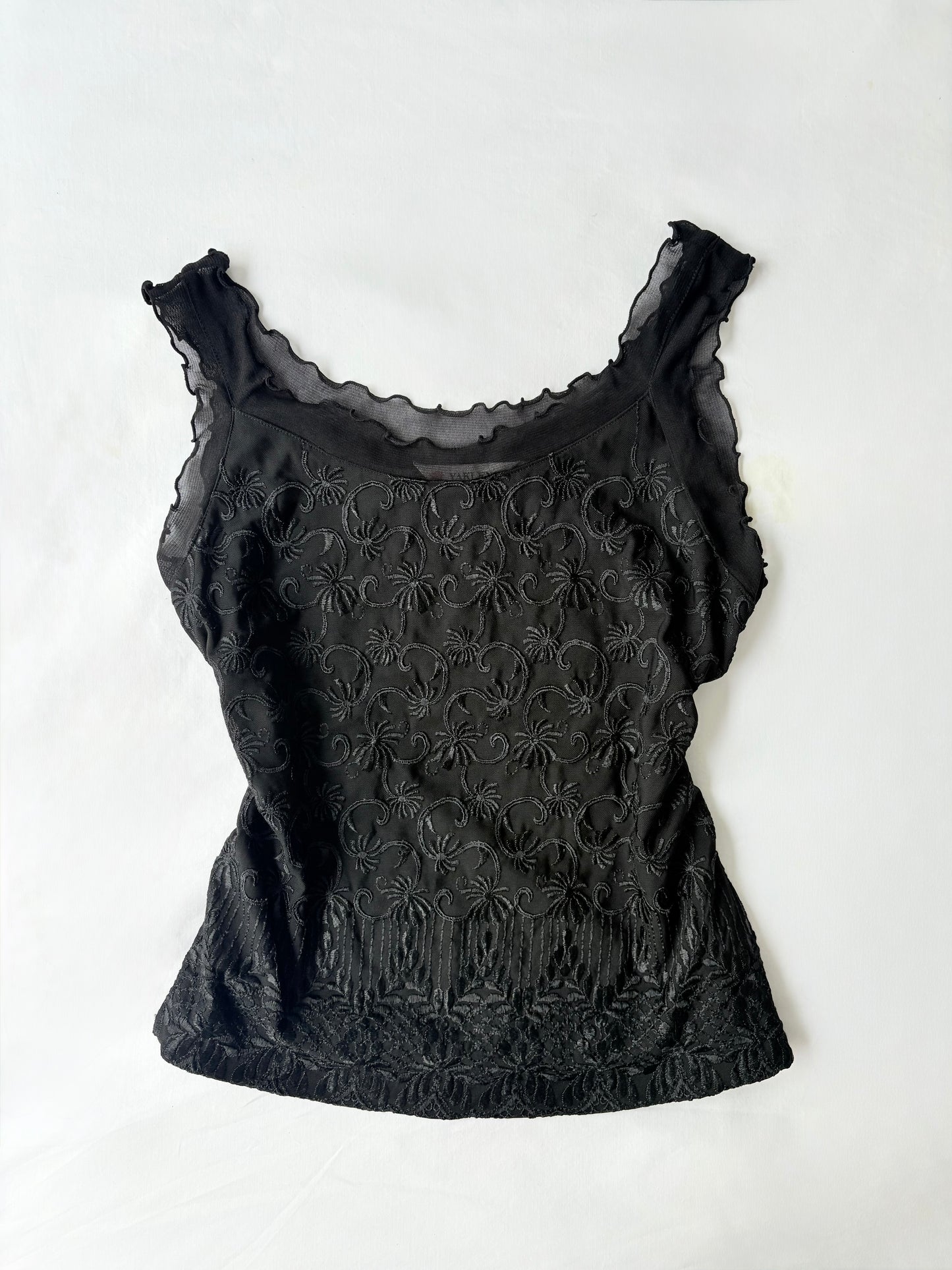 00’s Japanese lettuce hem tank | Size 14