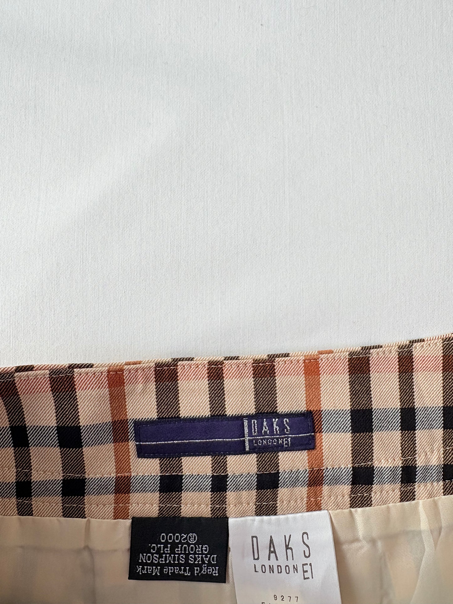 00’s Tan plaid pleated mini skirt | Size 6