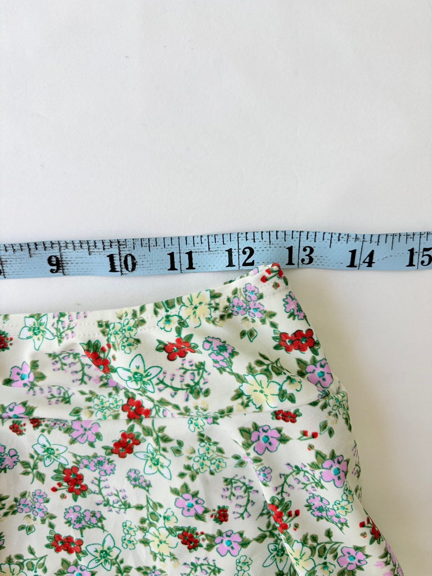 00’s Floral ruffle micro skirt | Size 8