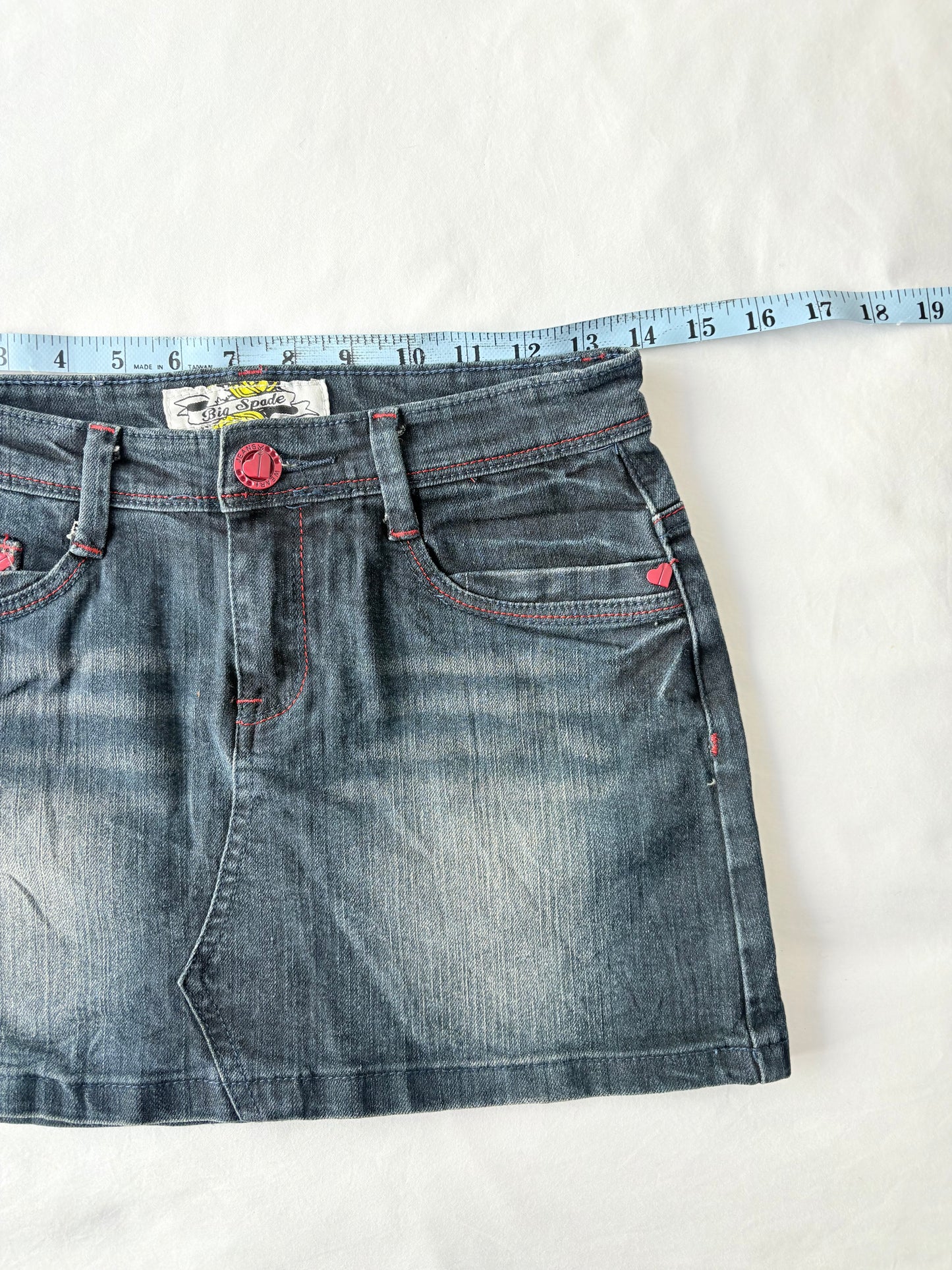00’s Denim heart mini skirt | Size 8