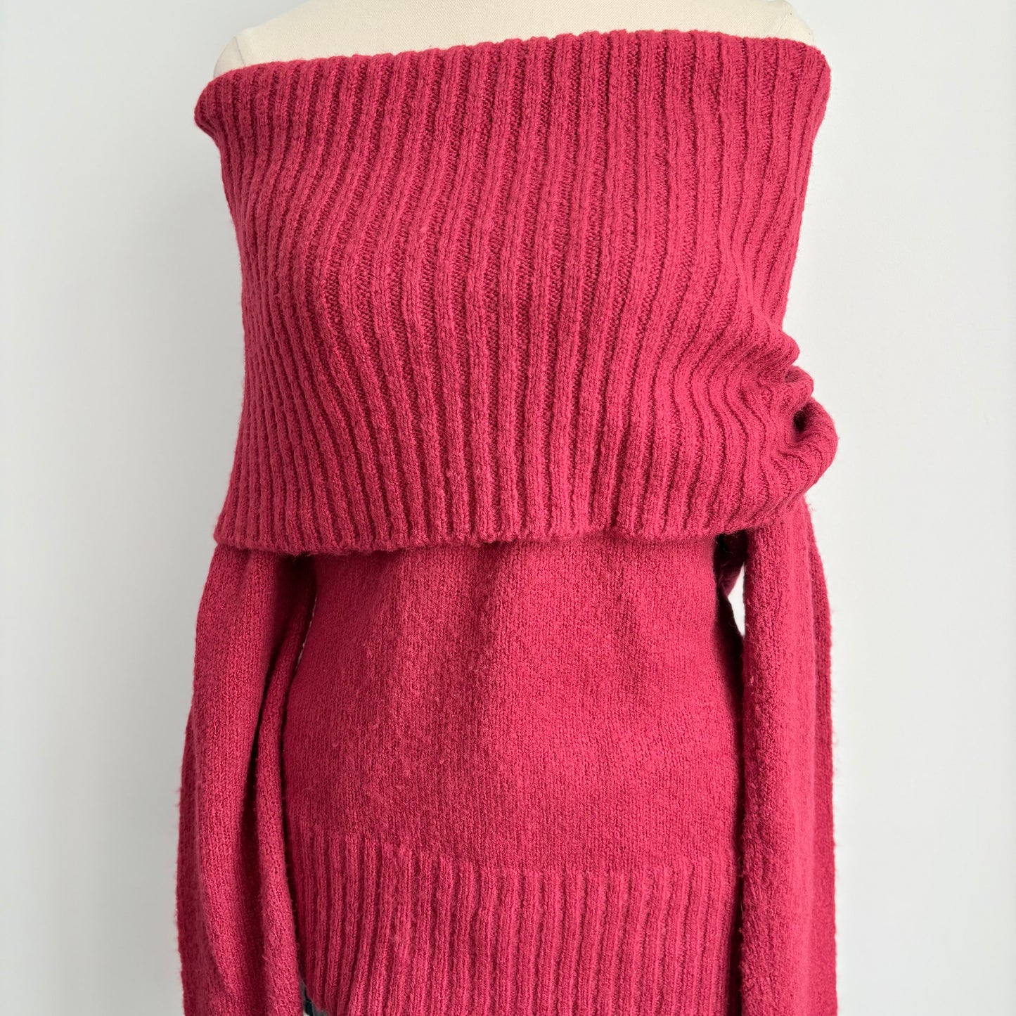 00’s Off the shoulder Pagani knit | Size 14