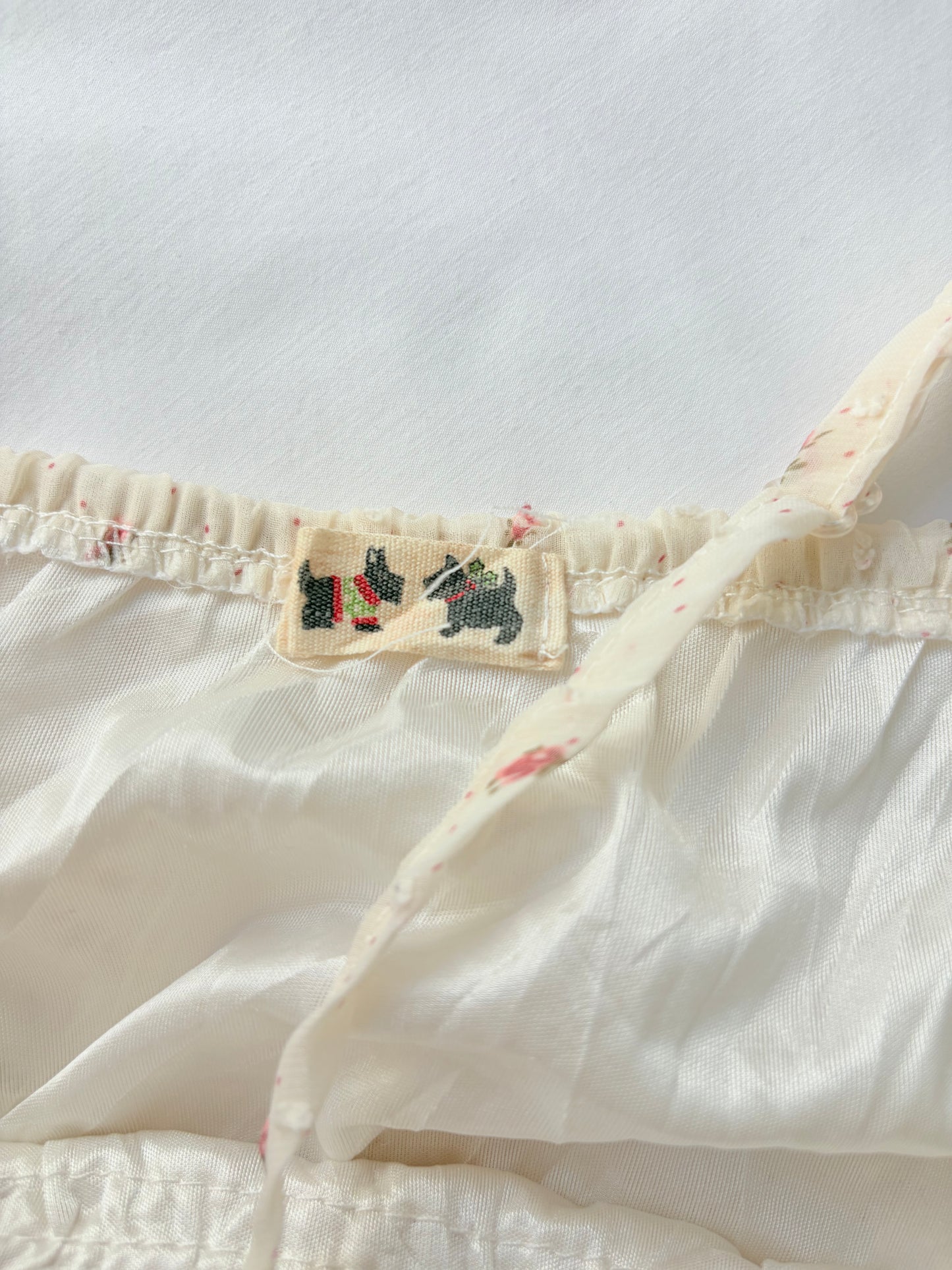 00’s Ditsy floral babydoll top | Size 12