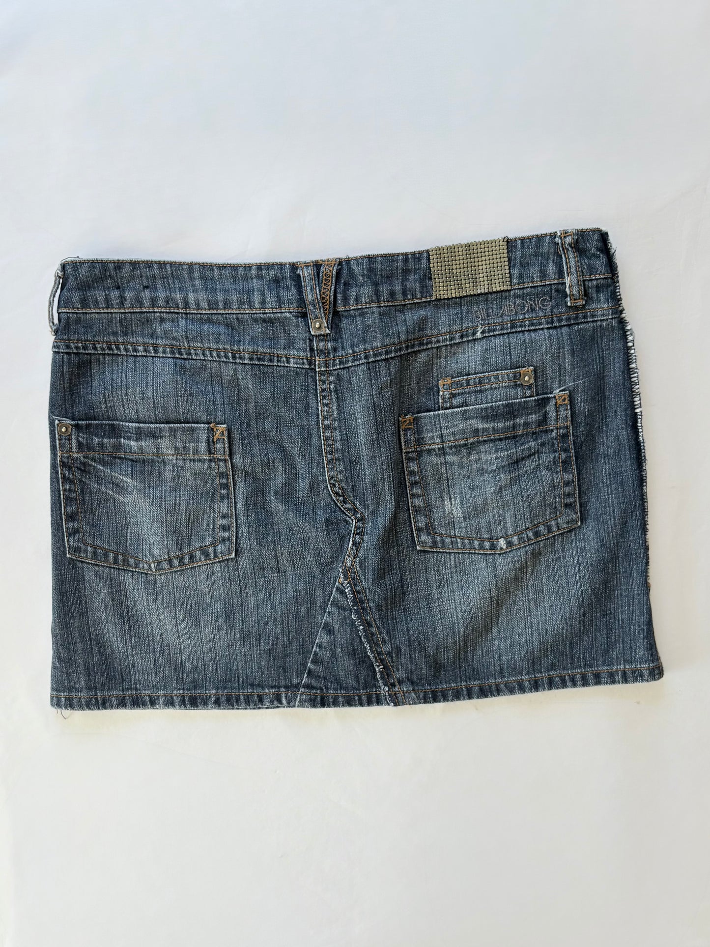 00’s Billabong denim mini skirt | Size 12