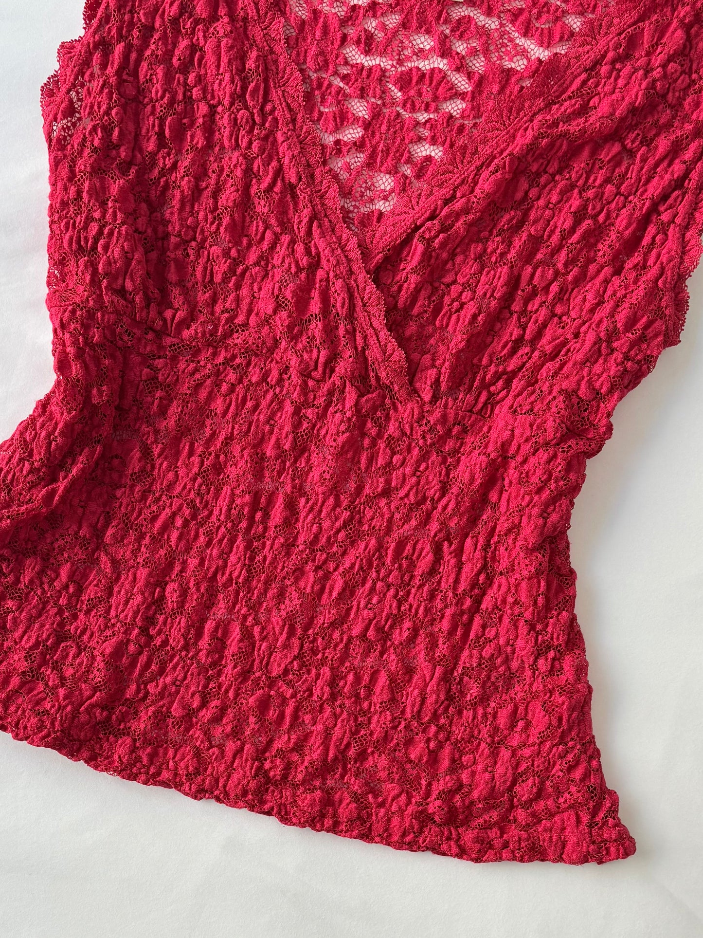 00’s Covington red lace top | Size 14-16