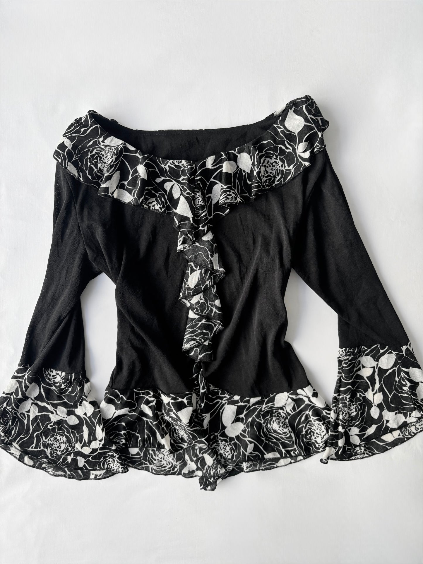 00’s Flared floral Japanese top | Size 10