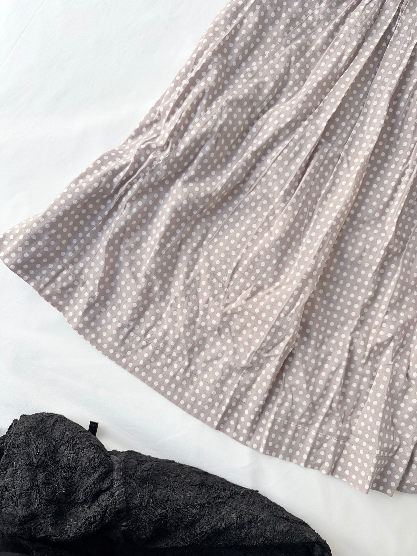 00’s Grey polka dot midi skirt | Size 12
