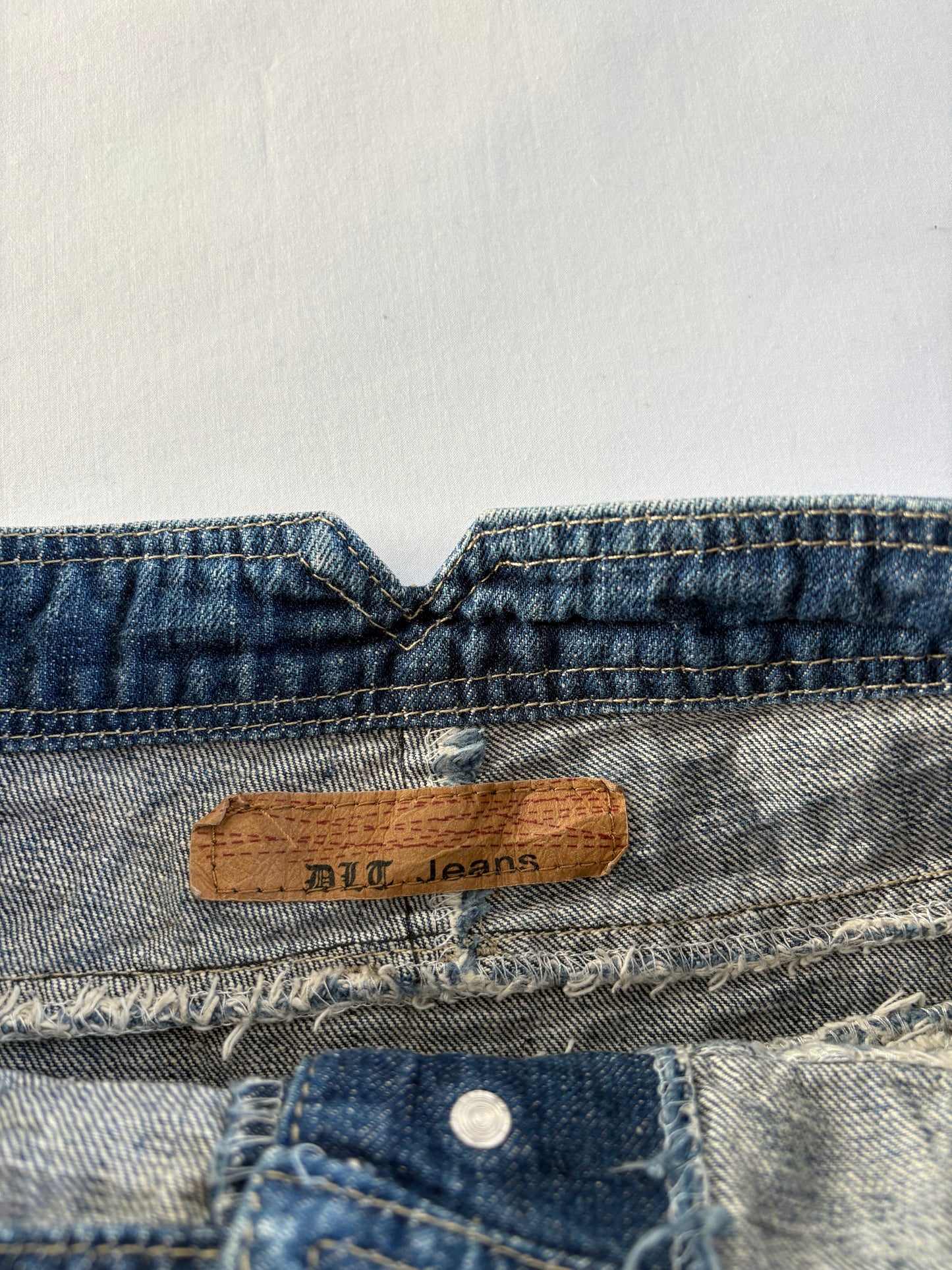 00’s High waisted denim skirt | Size 8