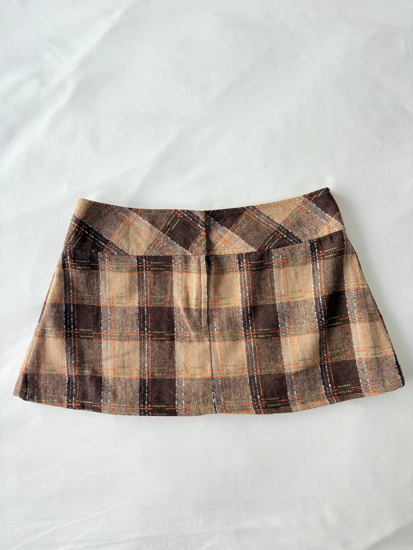 00’s Pleated tan mini skirt | Size 8