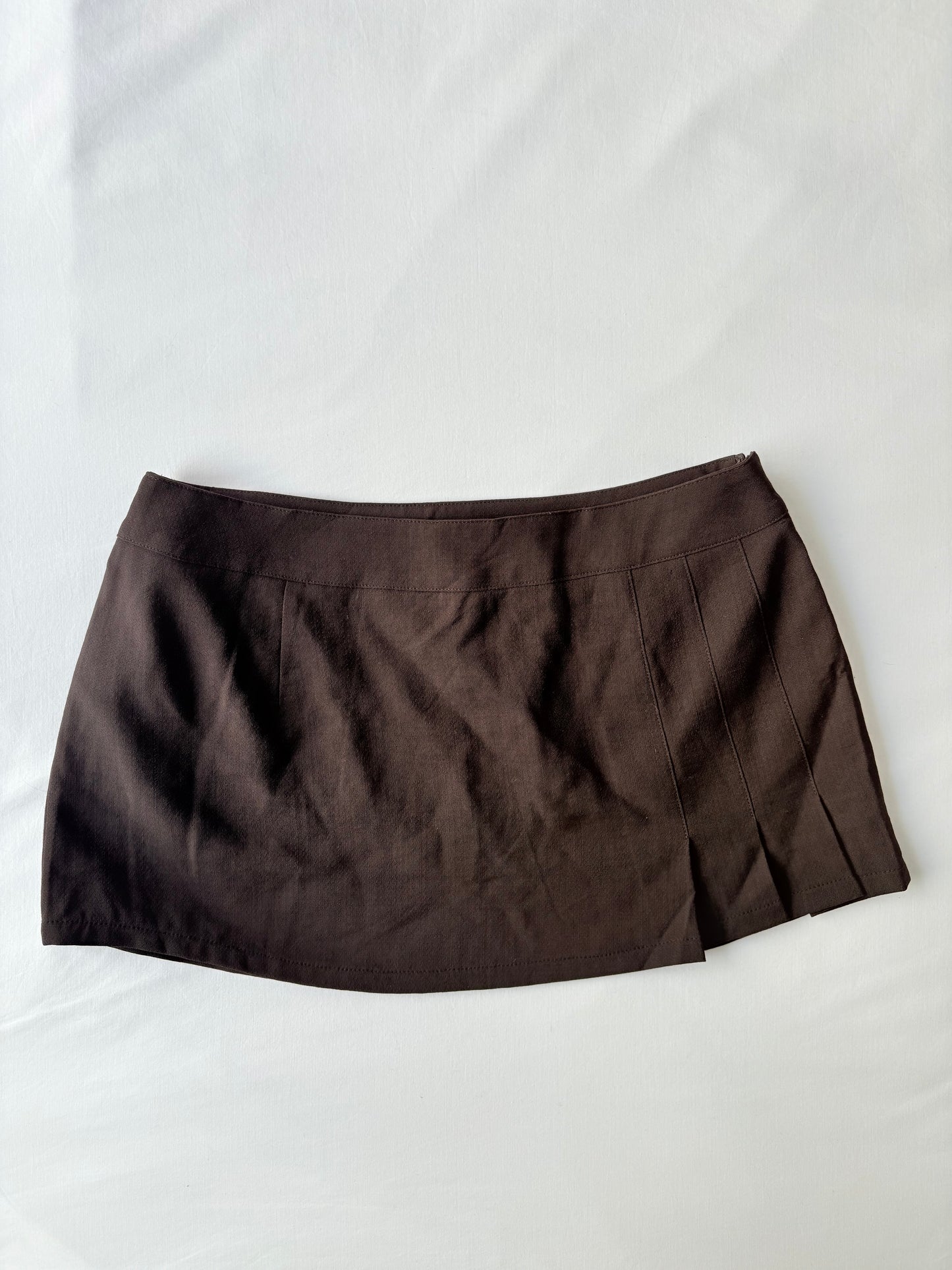 00’s Chocolate brown pleated skirt | Size 10