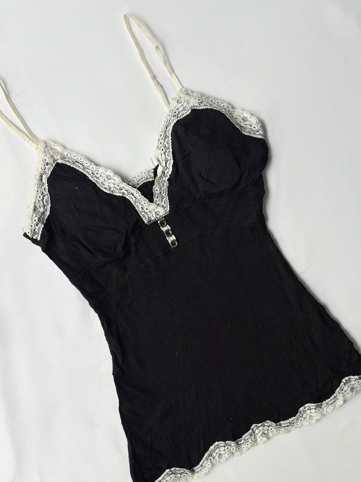 00’s Lei lace trim tank | Size 8