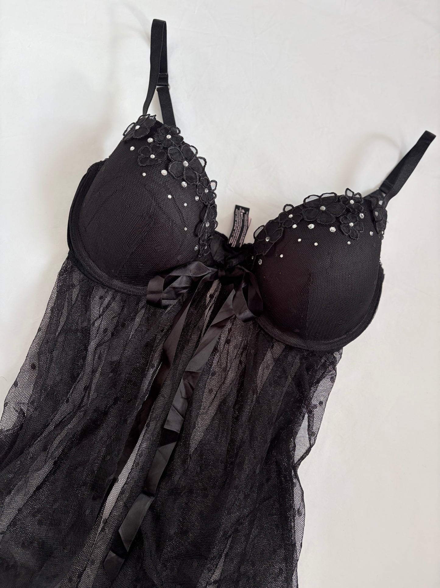 00’s Victorias Secret split front top | Size 10-12D