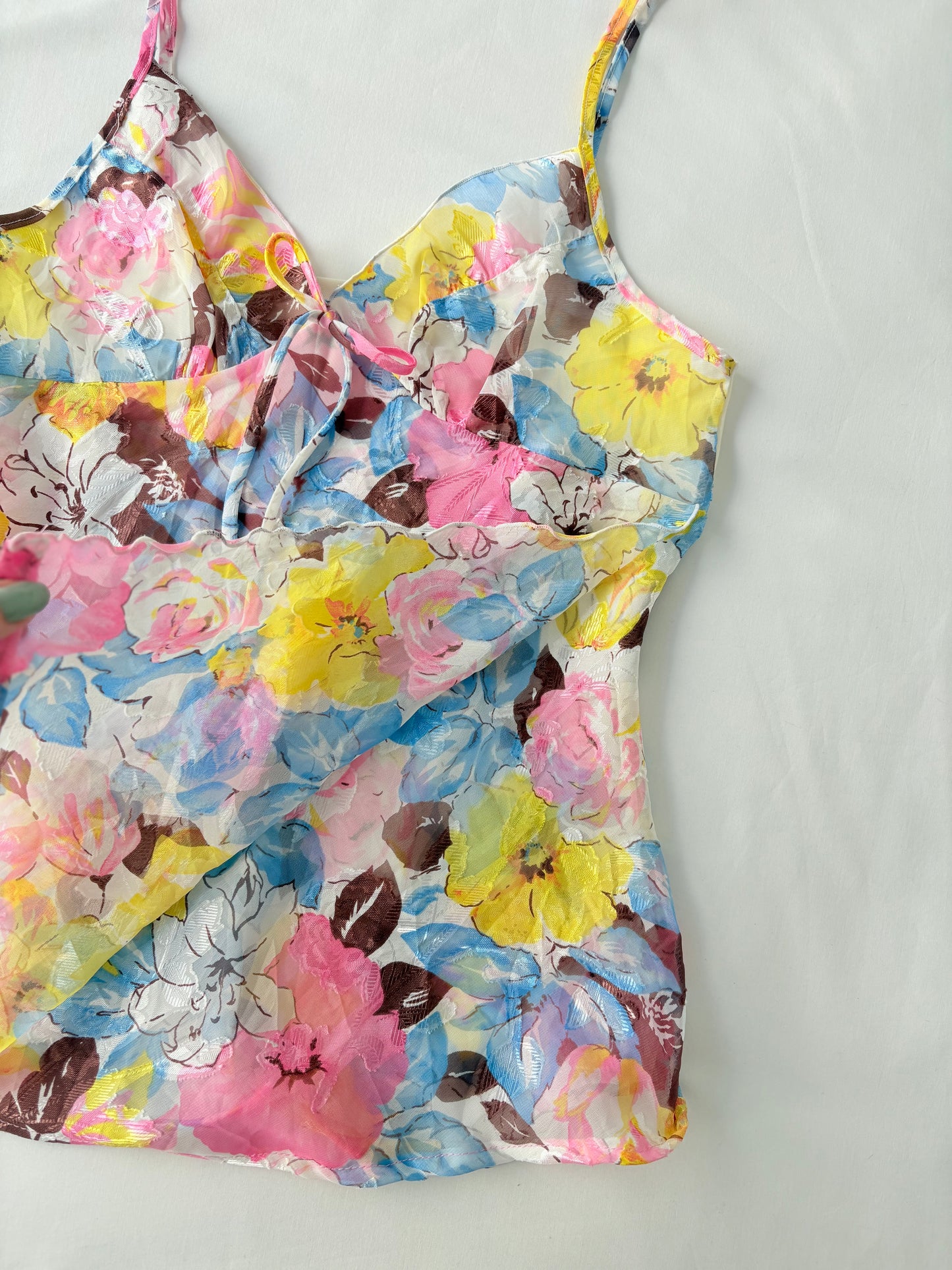 00’s Split front floral cami | Size 10-12