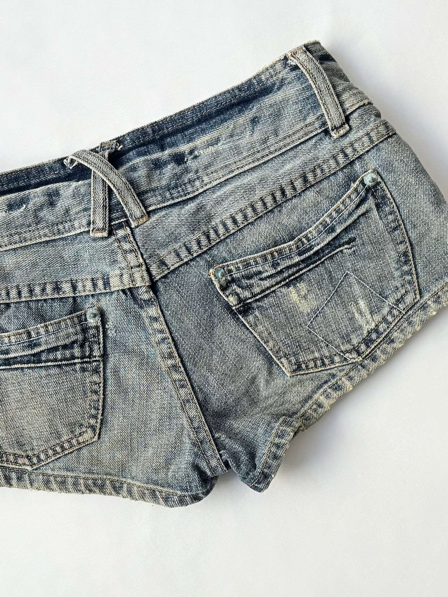 00’s Sweet B low rise shorts | Size 8