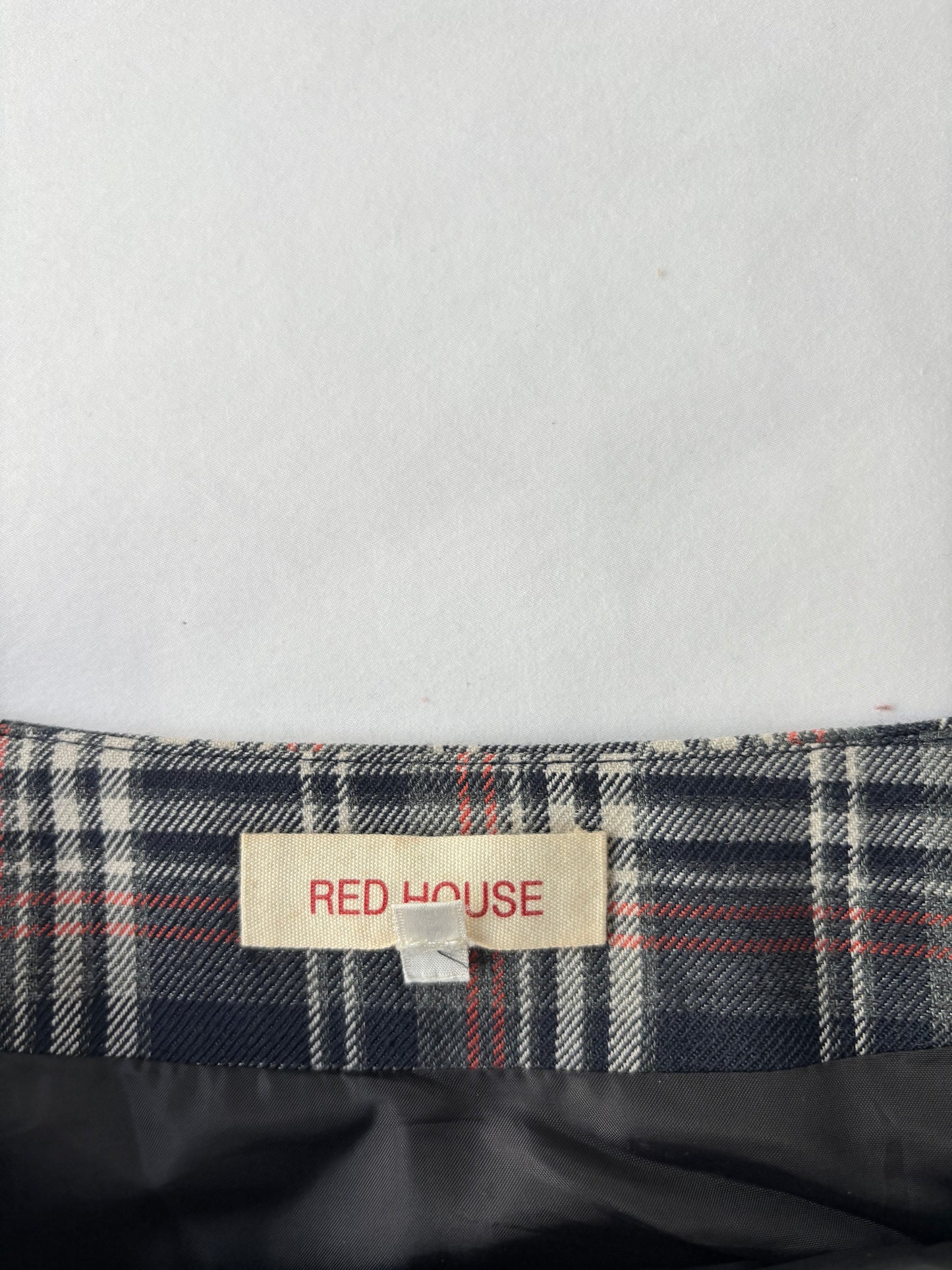 00’s Red House plaid mini skirt | Size 8