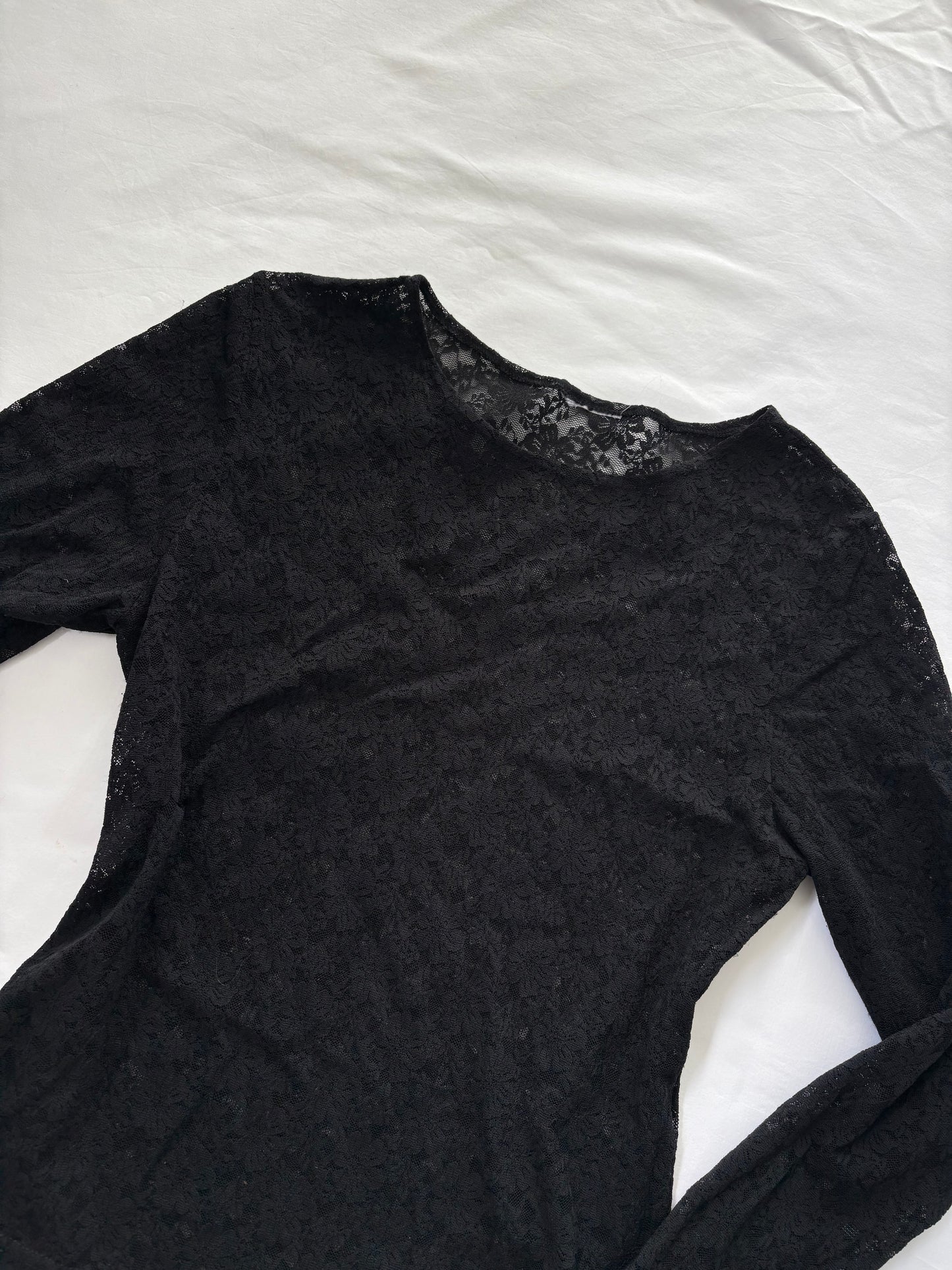 00’s Black lace long sleeve | Size 10-12