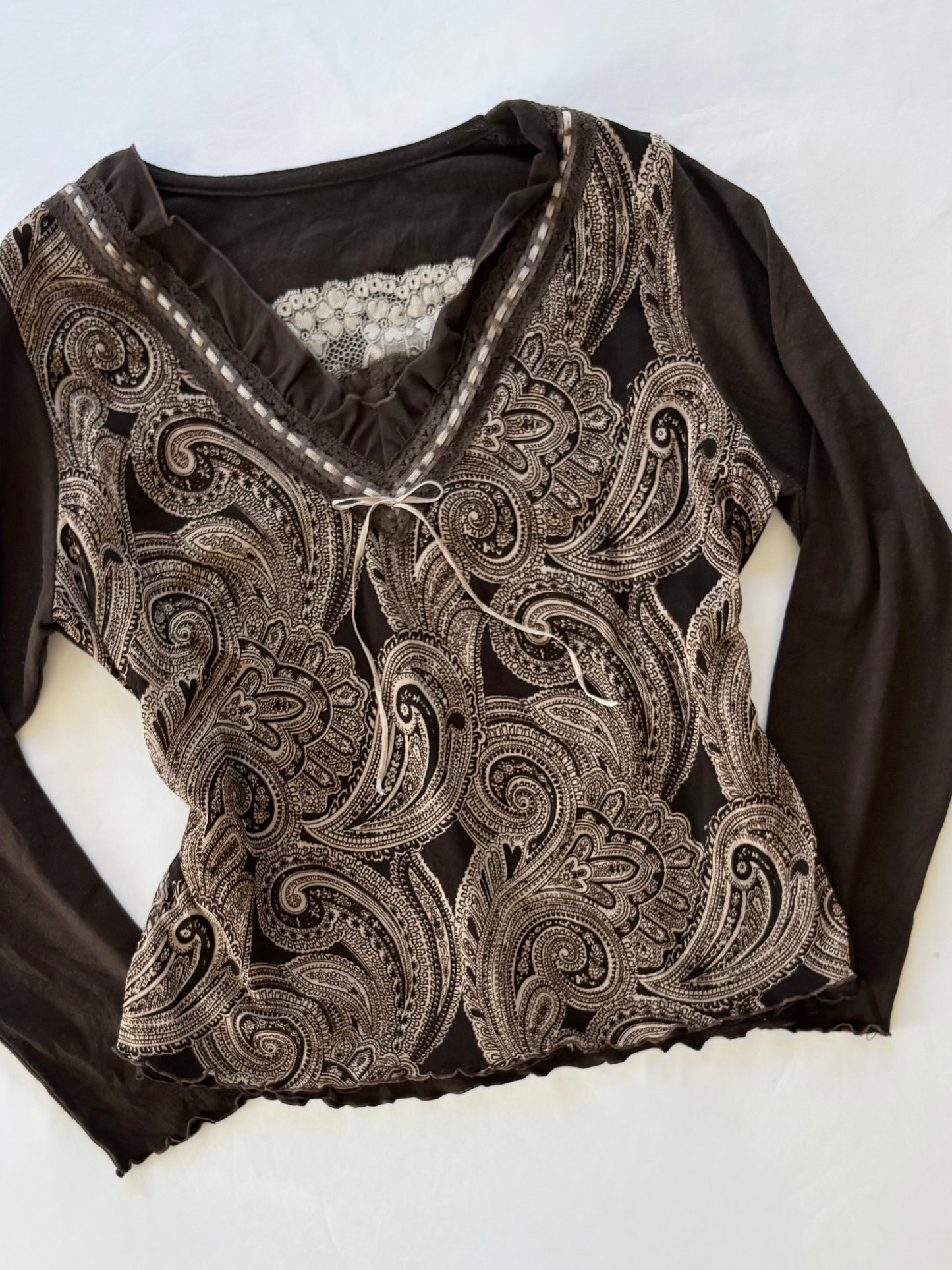 00’s Viänte paisley brown top | Size medium