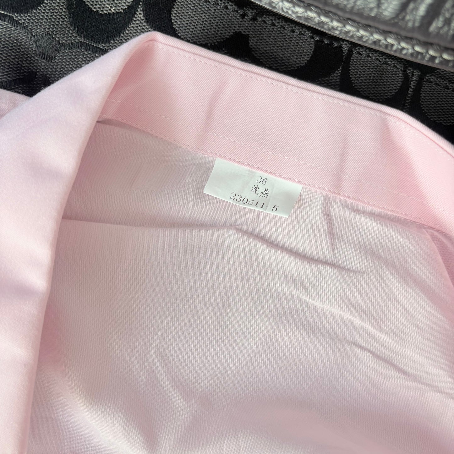 00’s Pink long sleeve cinched shirt | Size 8