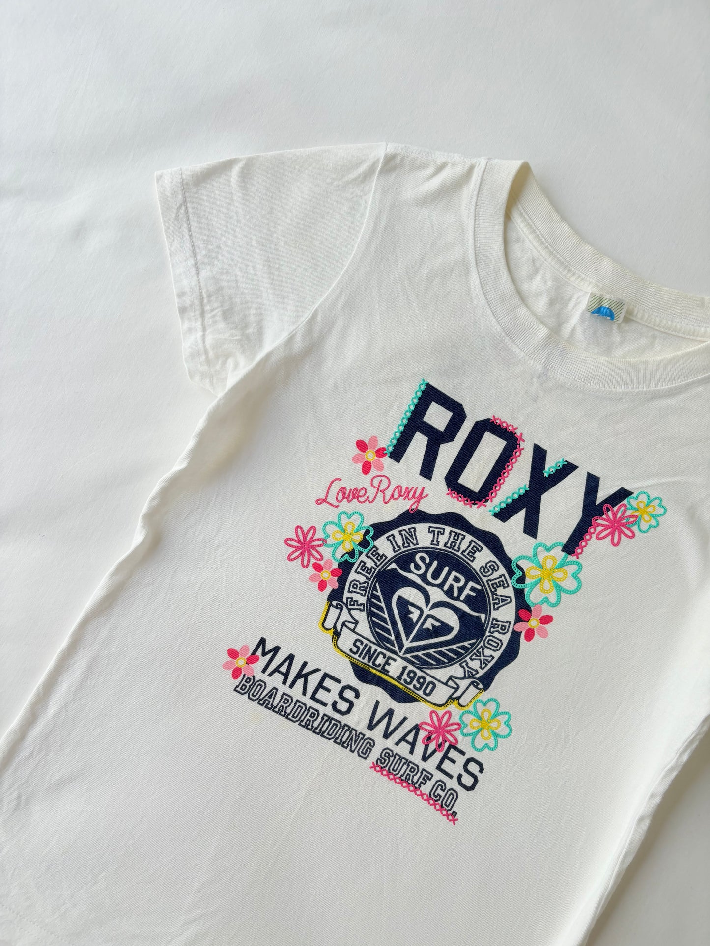 00’s Roxy makes waves tee | Size small