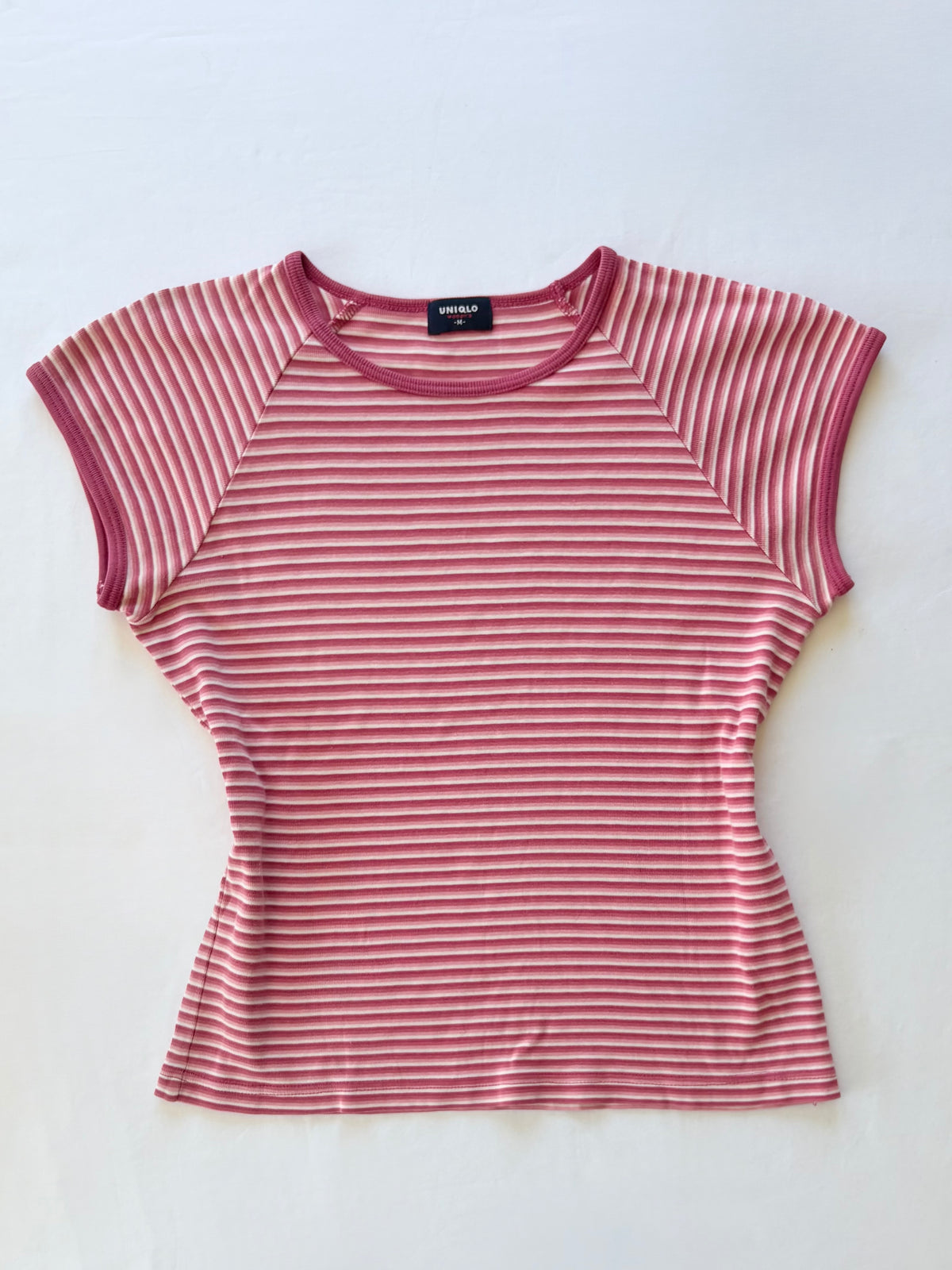 00’s Uniqlo pink ringer tee | Size medium