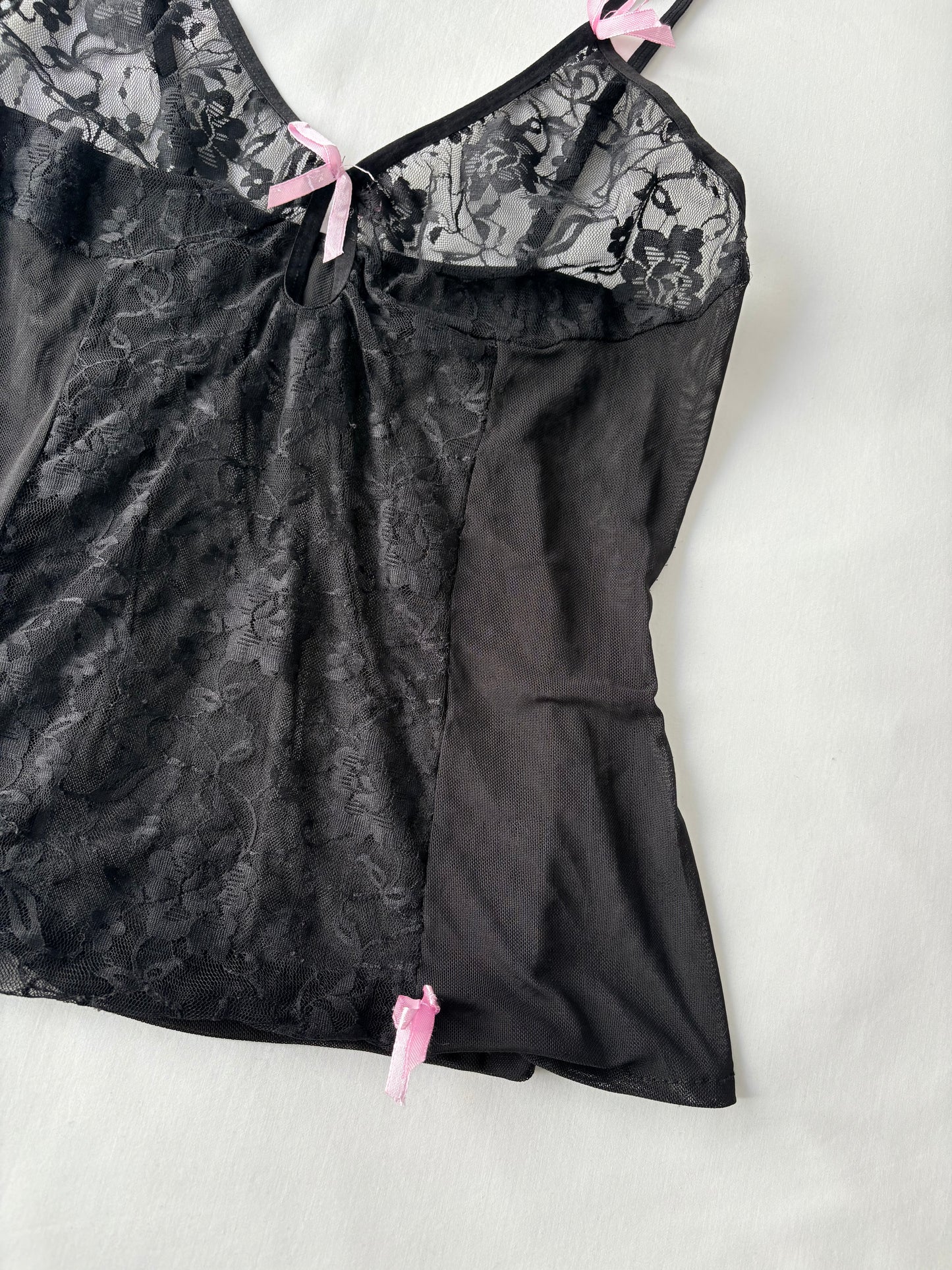 00’s Pink bow lace cami | Size 10-12