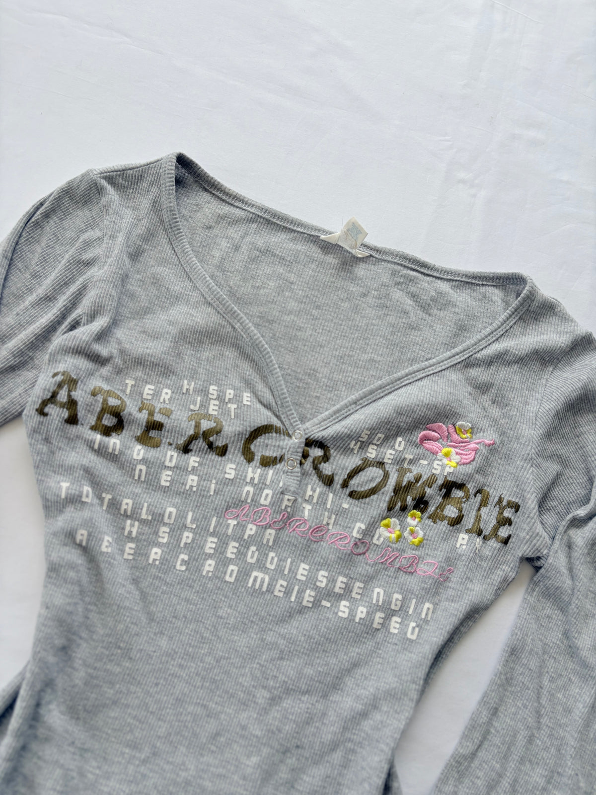 00’s Abercrombie henley long sleeve | Size 10-12
