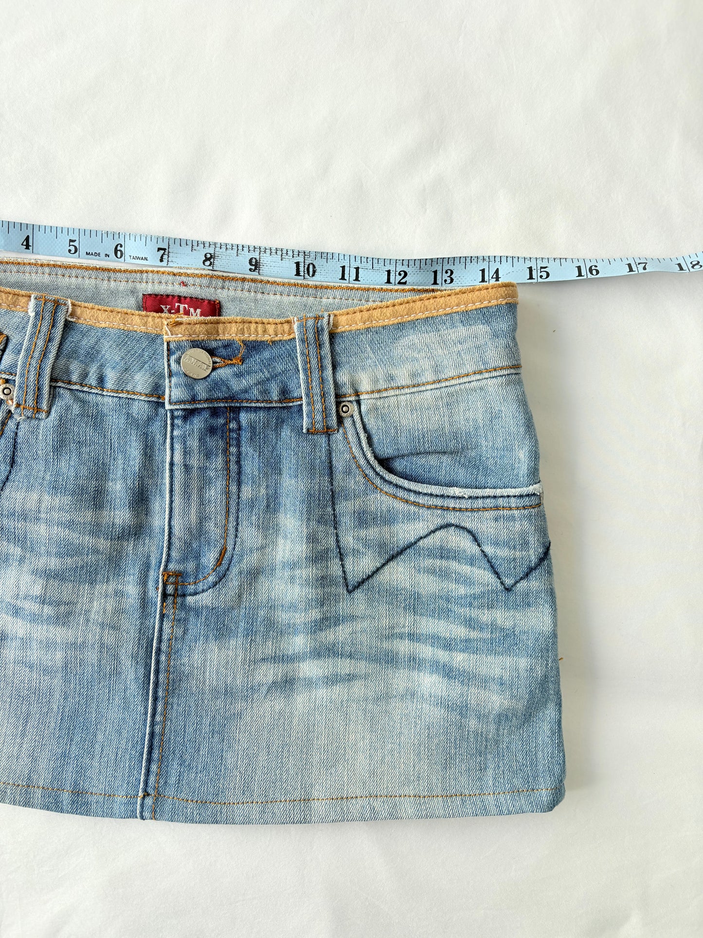 00’s Zig zag denim mini skirt | Size 8