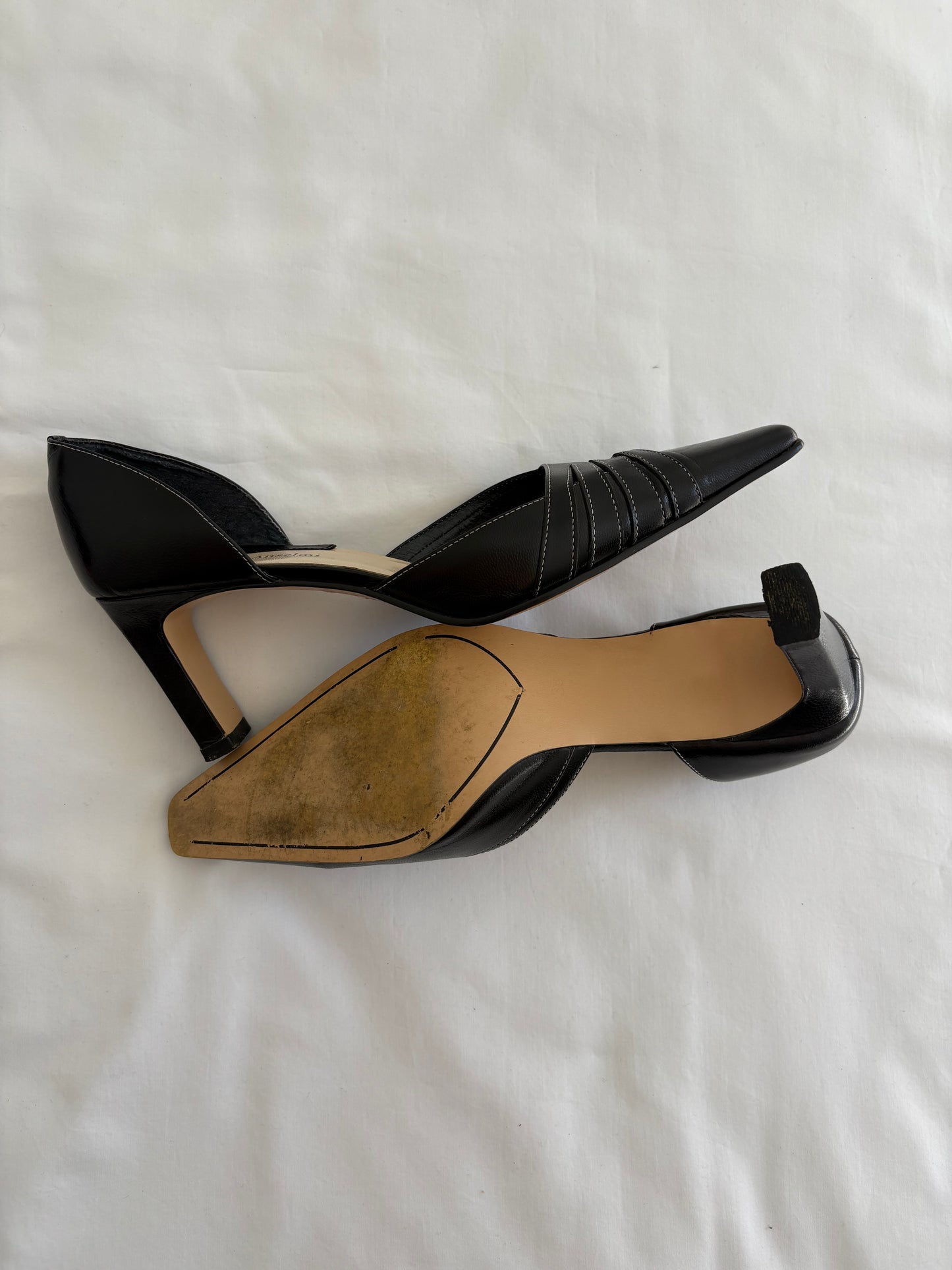 00’s Leather contrast stitch heels | Size 7.5/38