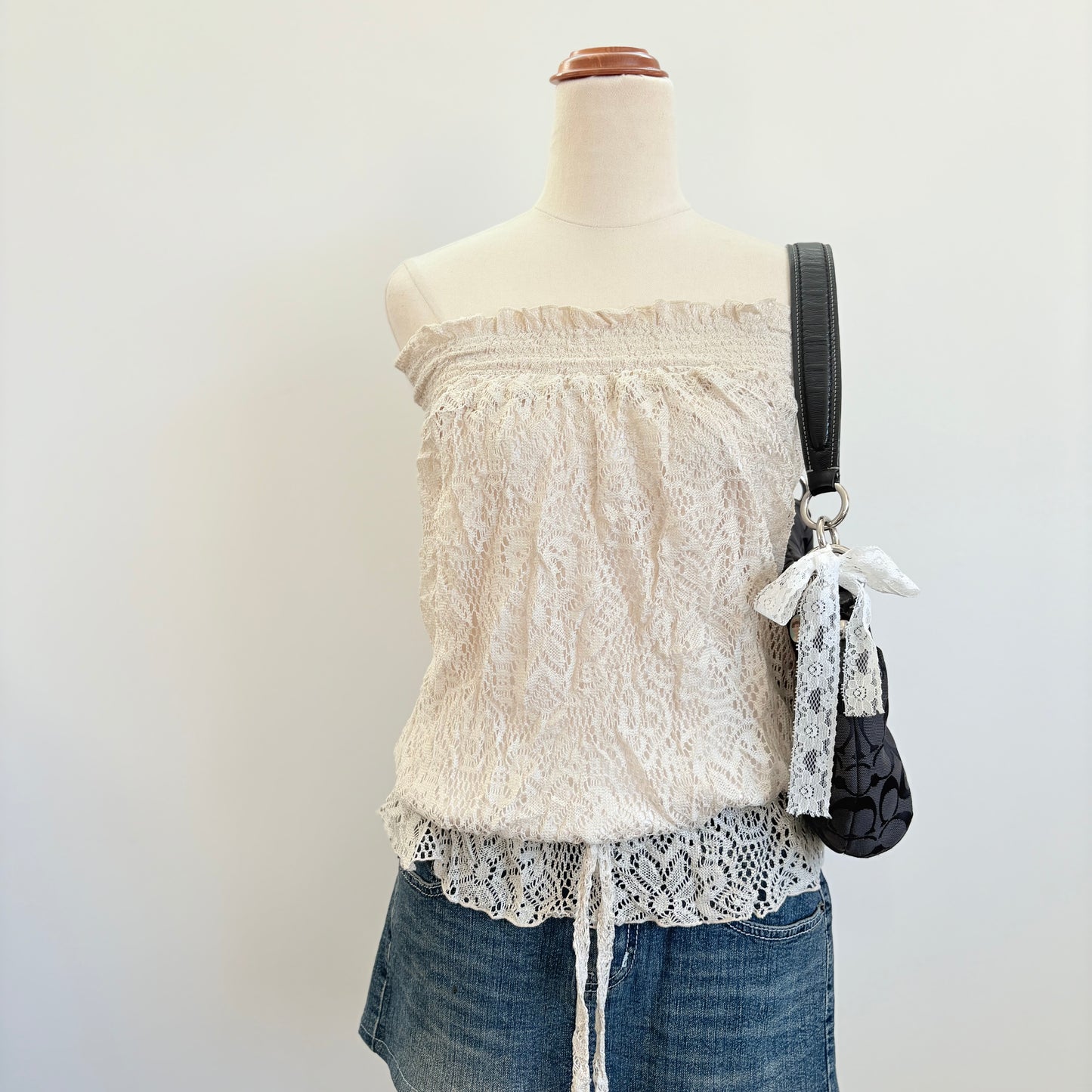 00’s Cream crochet Japanese top | Size small