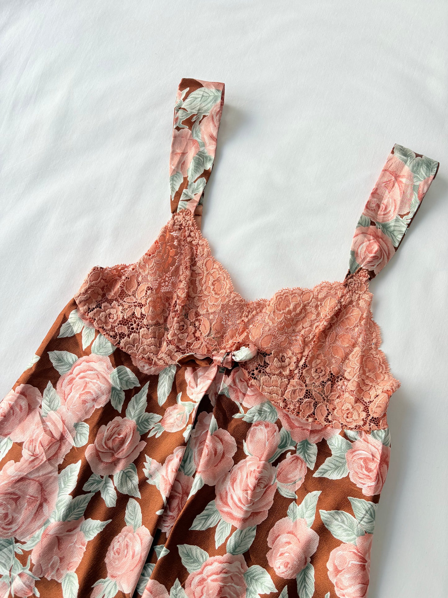 00’s Orange rose lace cami | Size 8